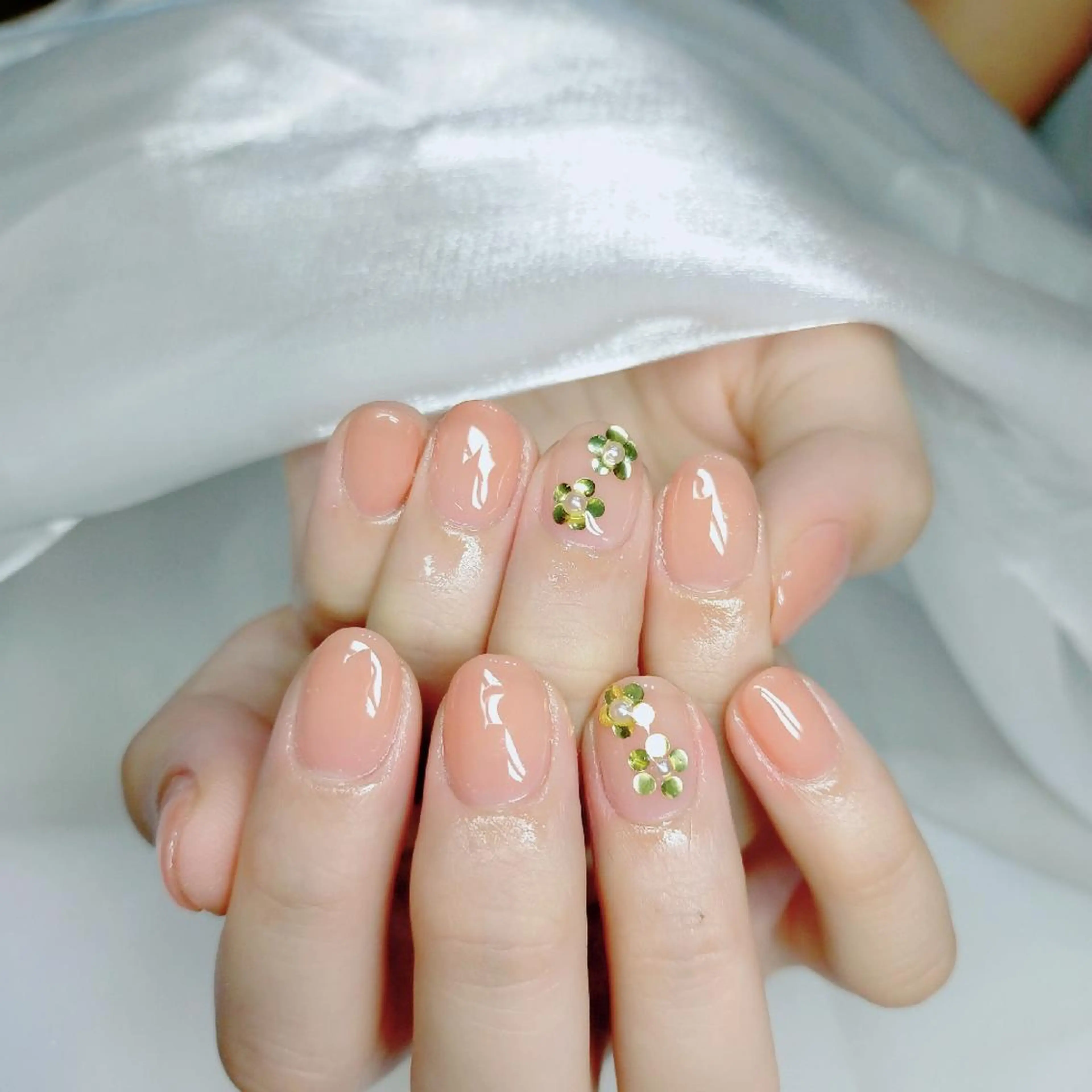 ネイル 森 ネイルサロンのネイルデザイン