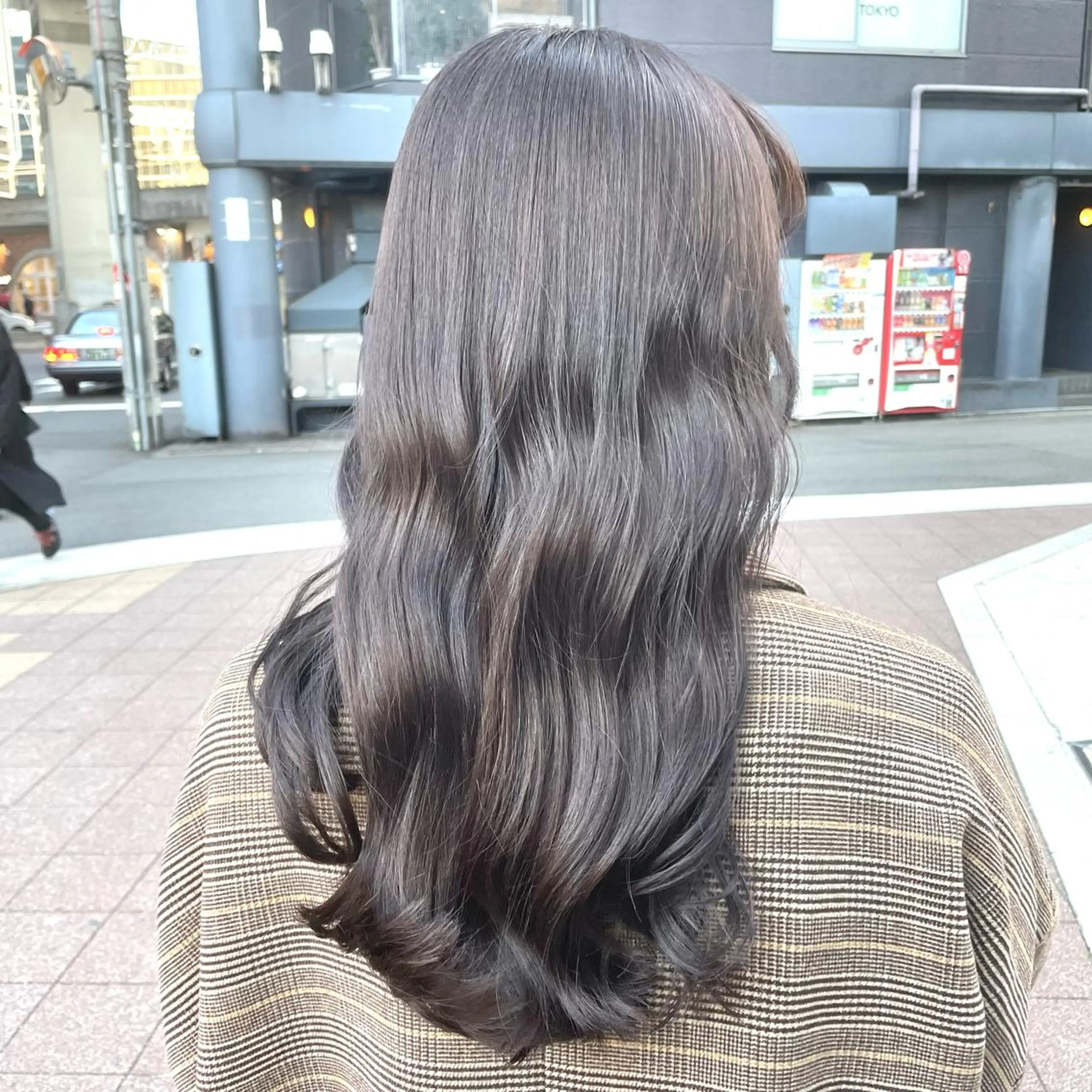 ロング カラー 肌に馴染む暗髪 梅田・増田のヘアスタイル