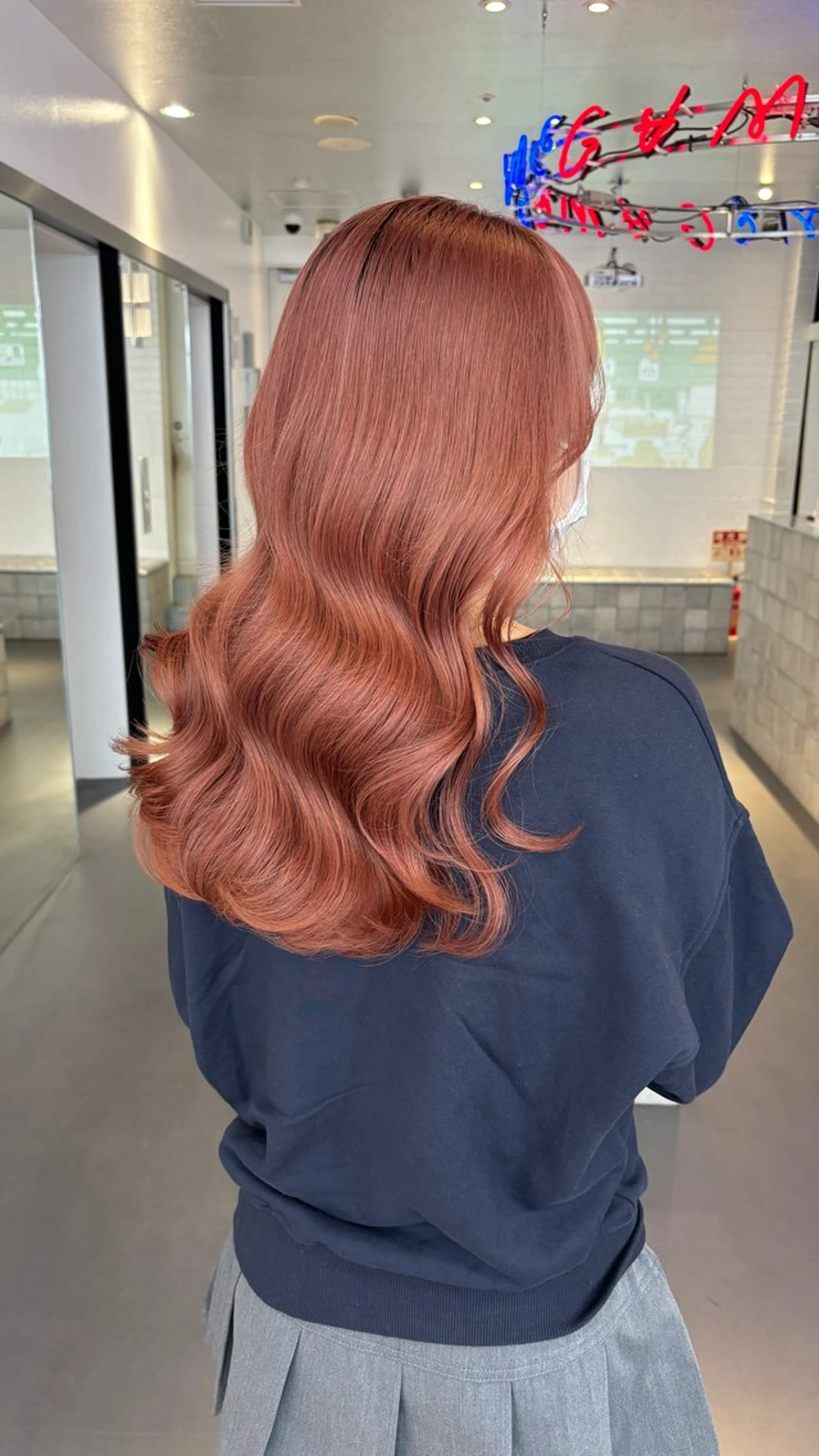 ミディアム カラー ヘアアレンジ オレンジピンク カット ヘアカラー トリートメント ヘアセット 天神レイヤーカット No.1💖マユカのヘアスタイル