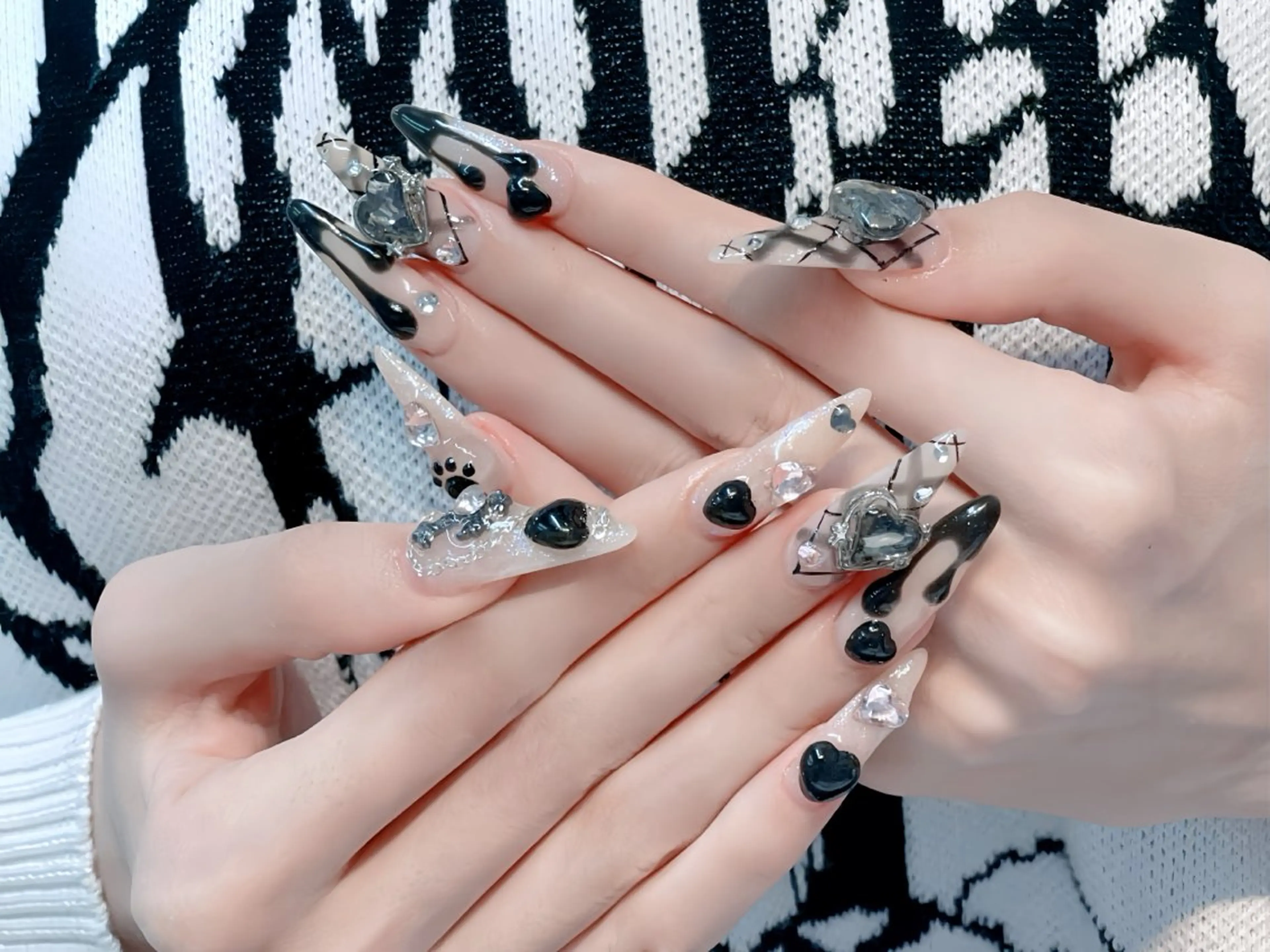 ネイル アートネイル ロングネイル ニュアンスネイル スカルプネイル ネイルチップ ハンドネイル Rin Nail 新大久保店のネイルデザイン