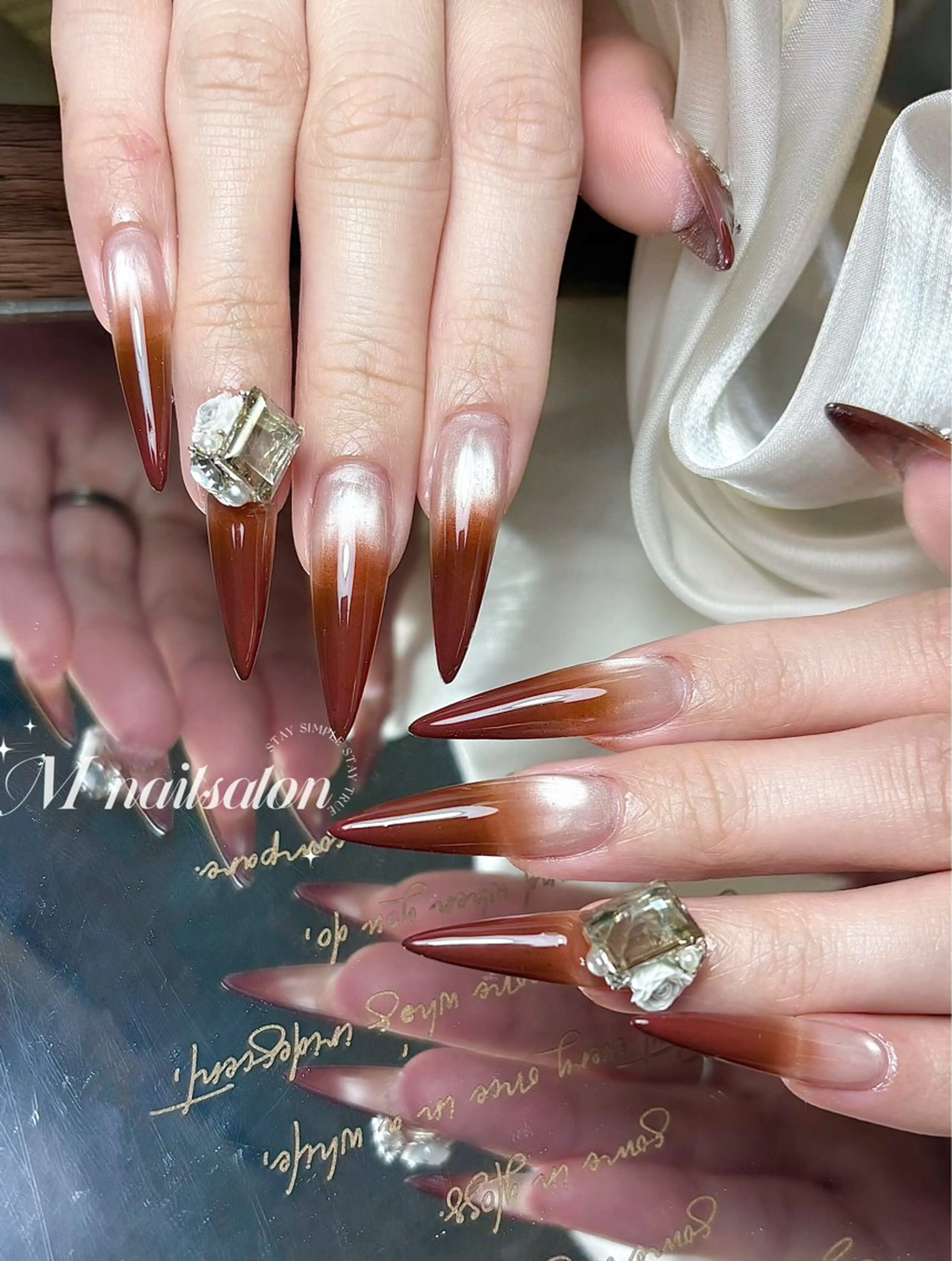 ネイル M🌷nail 長さだし専門店のネイルデザイン