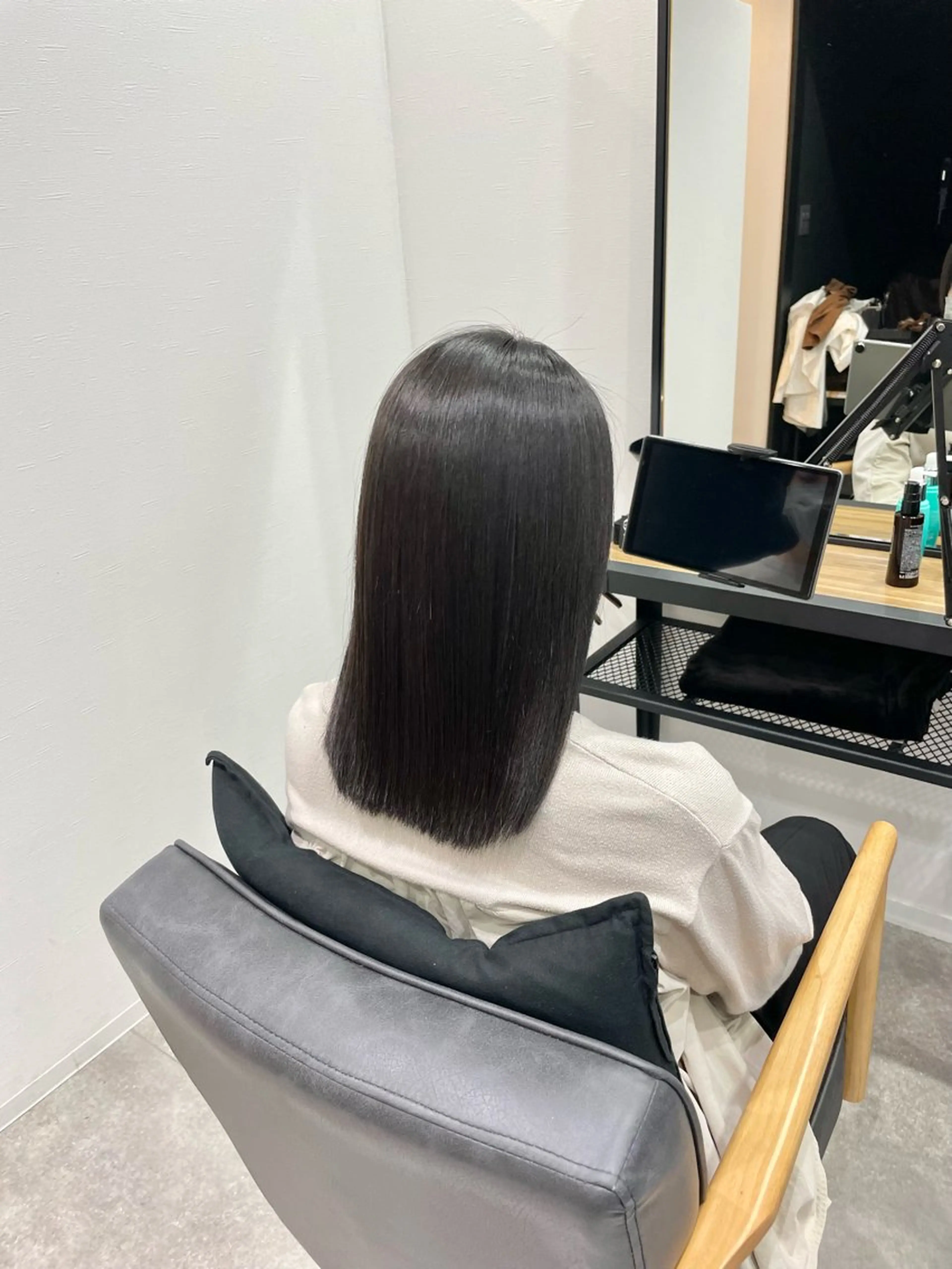 岸田 瑠美のヘアスタイル