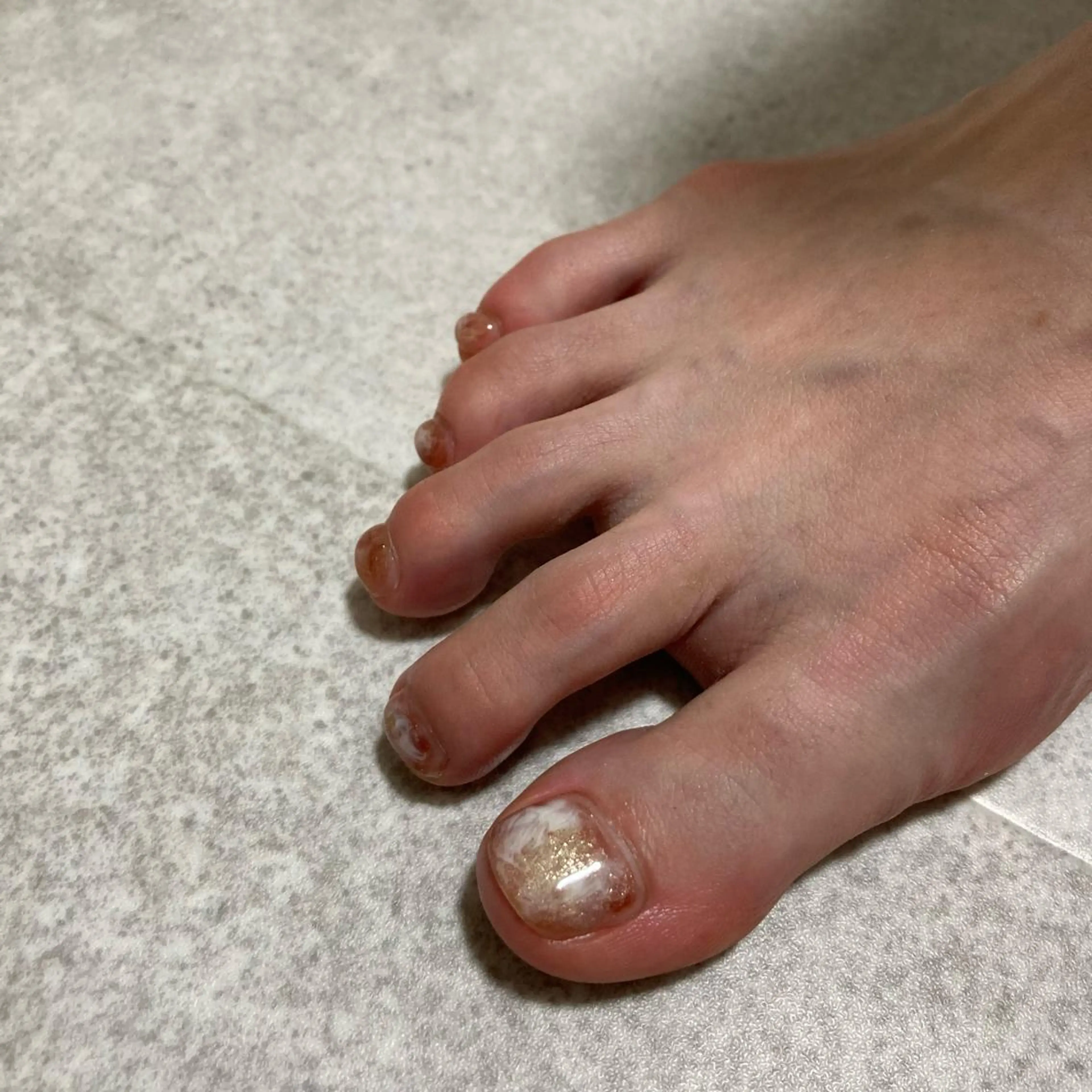 ネイル アートネイル ニュアンスネイル Wisteria Paddyのネイルデザイン