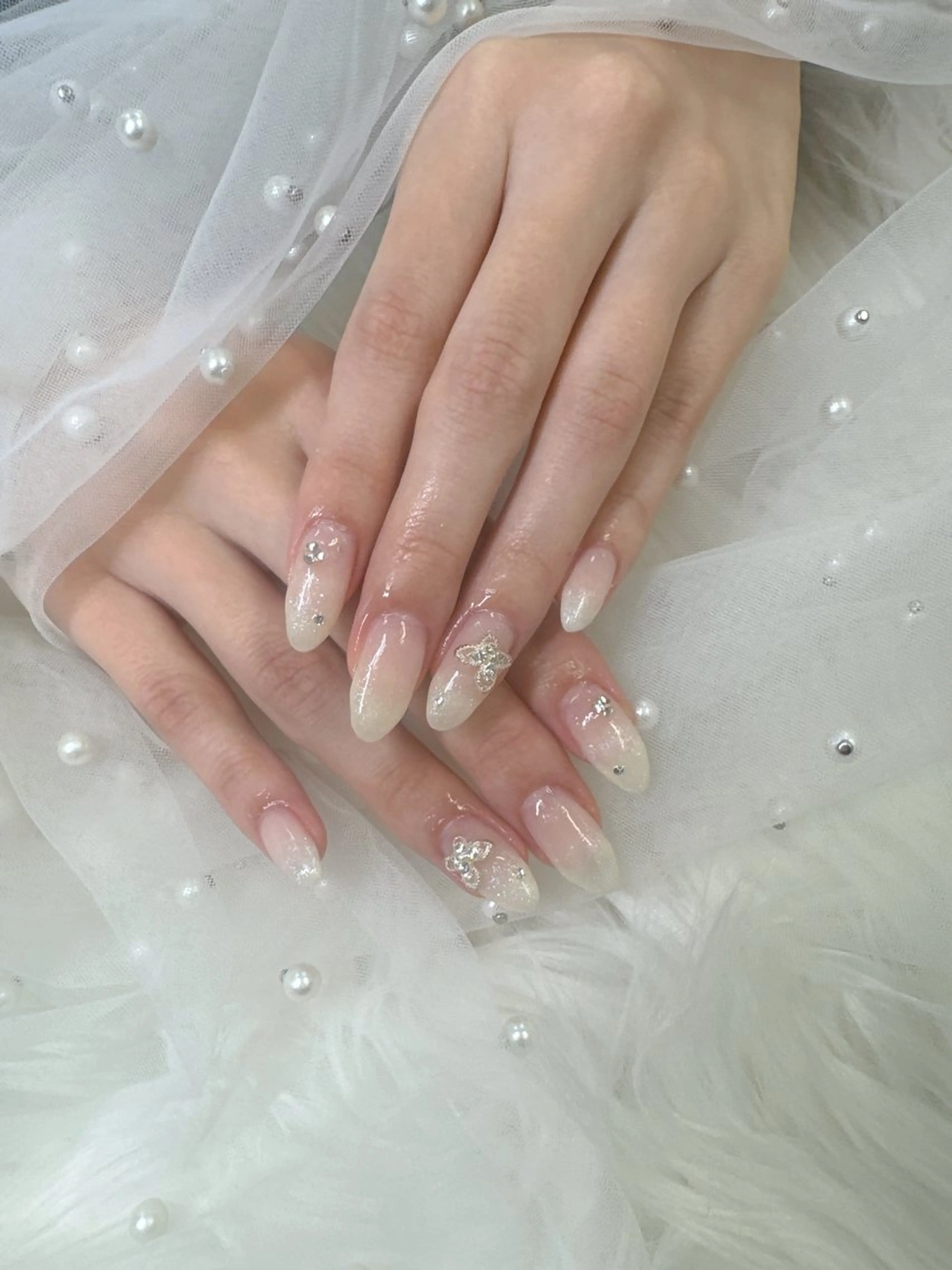 ネイル フレンチネイル ジェルネイル ガラスフレンチ キラキラネイル マグネットネイル Queeens nailのネイルデザイン
