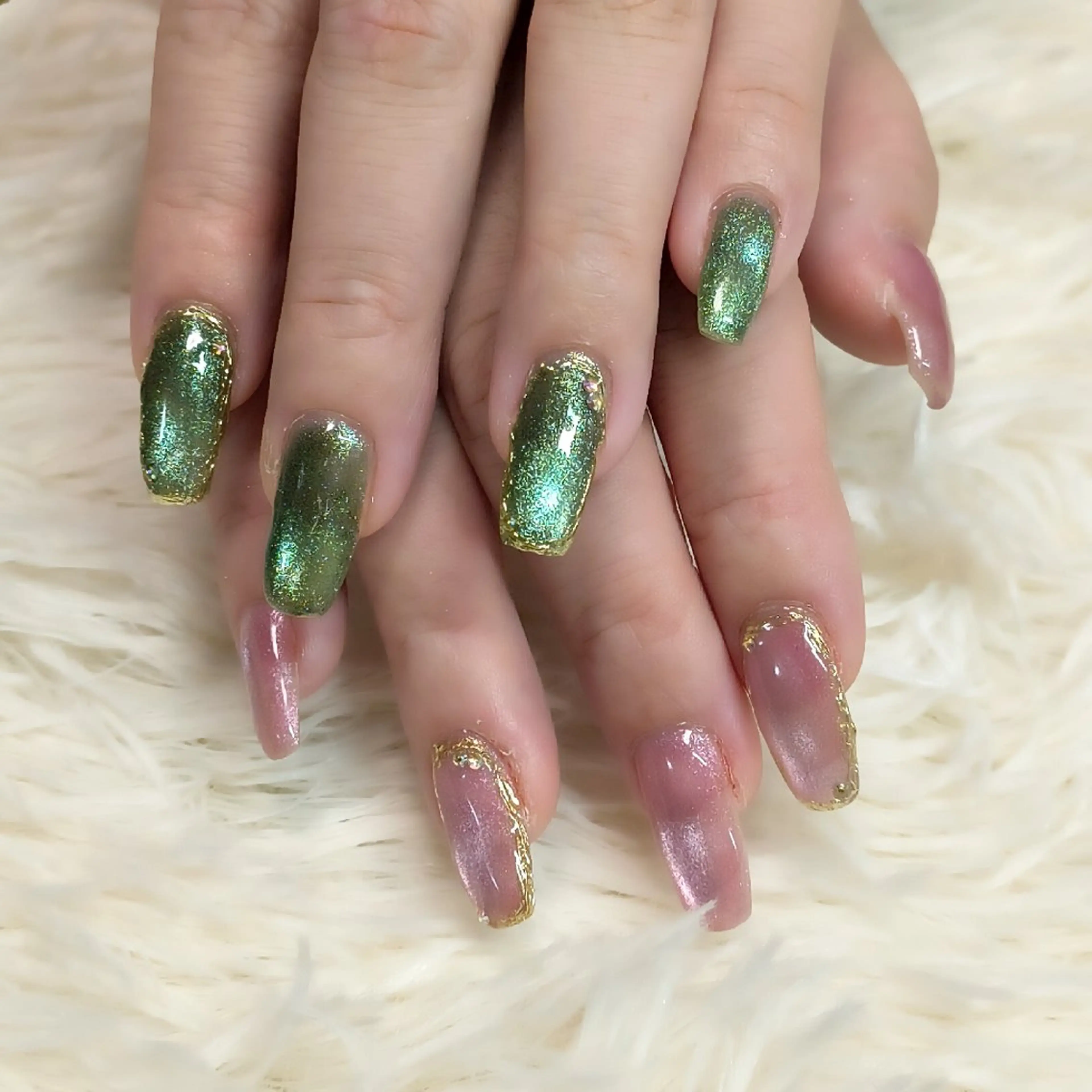 ネイル マグネットネイル ミラーネイル 島田 亜紀のネイルデザイン