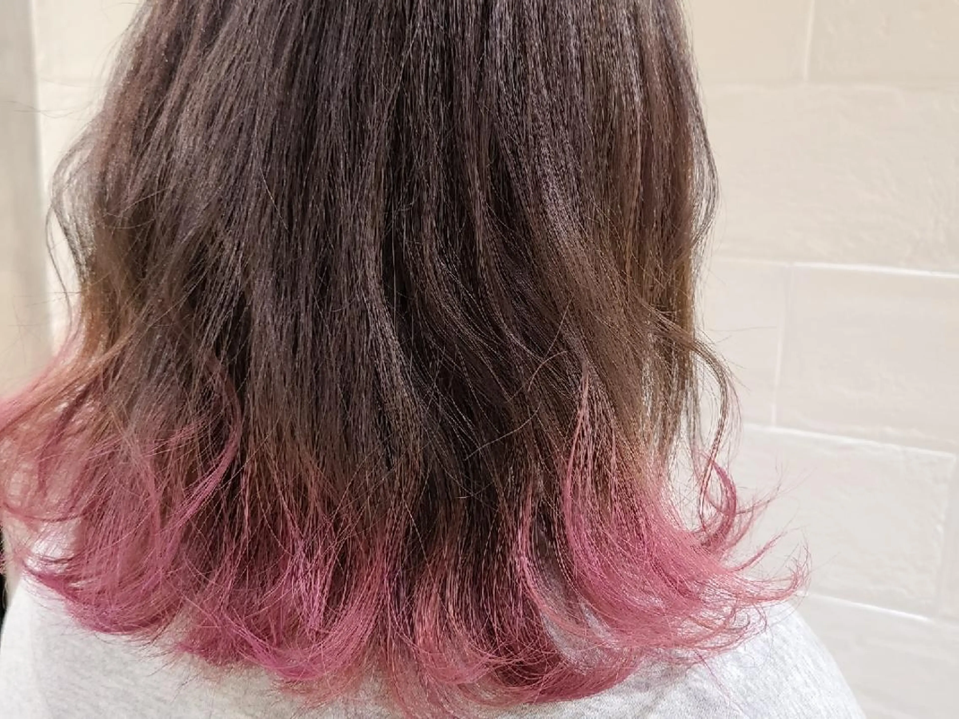 ミディアム 佐々木 美玖のヘアスタイル