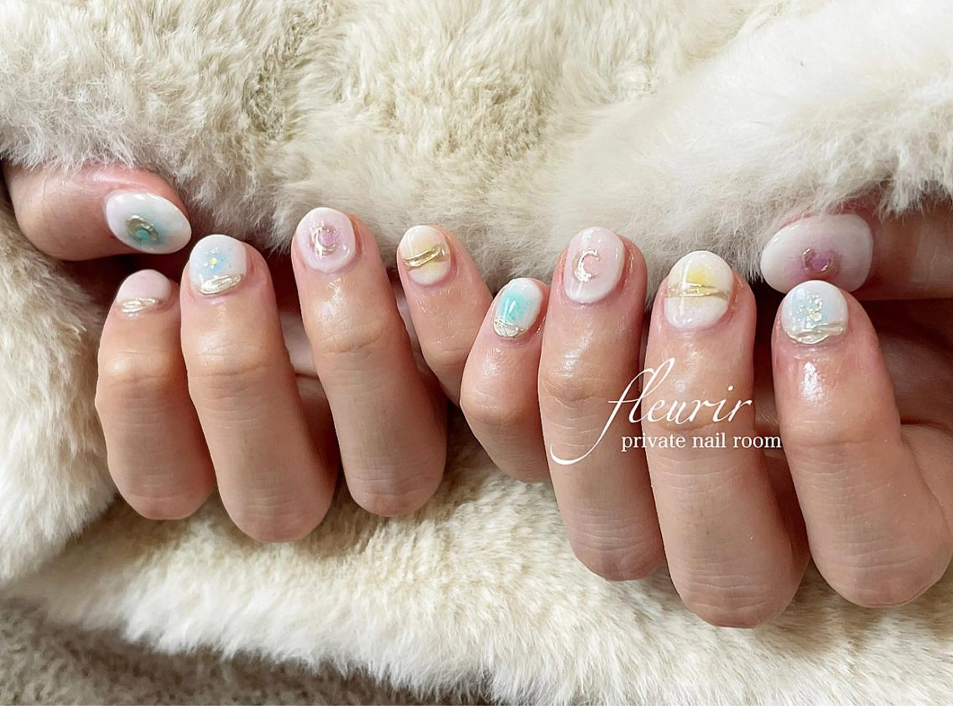 ネイル アートネイル チークネイル ミラーネイル ストーンネイル フルリール 【プライベートサロンのネイルデザイン