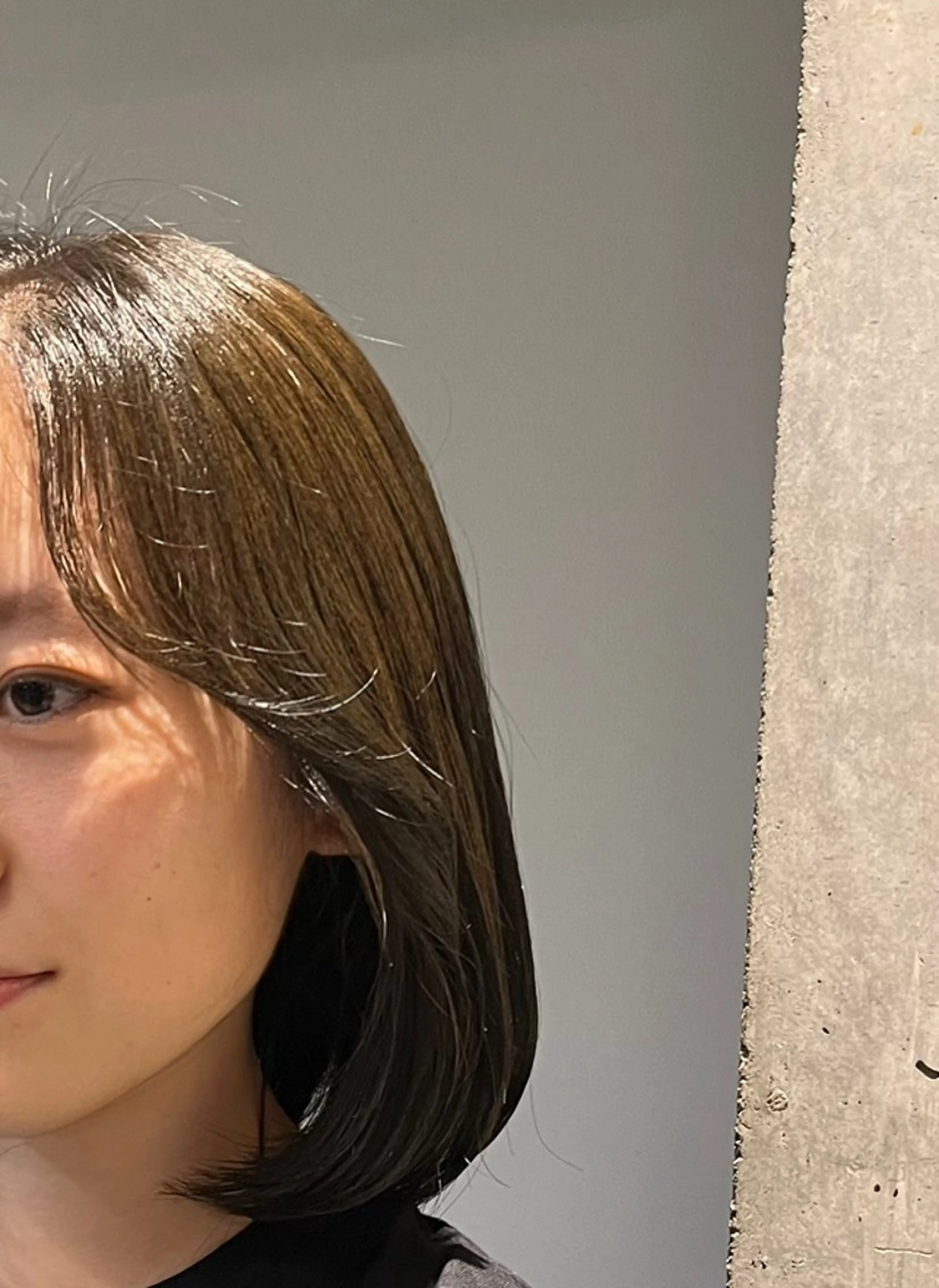 ミディアム カラー ベージュカラー オリーブベージュ レイヤー/ベージュ mikuのヘアスタイル