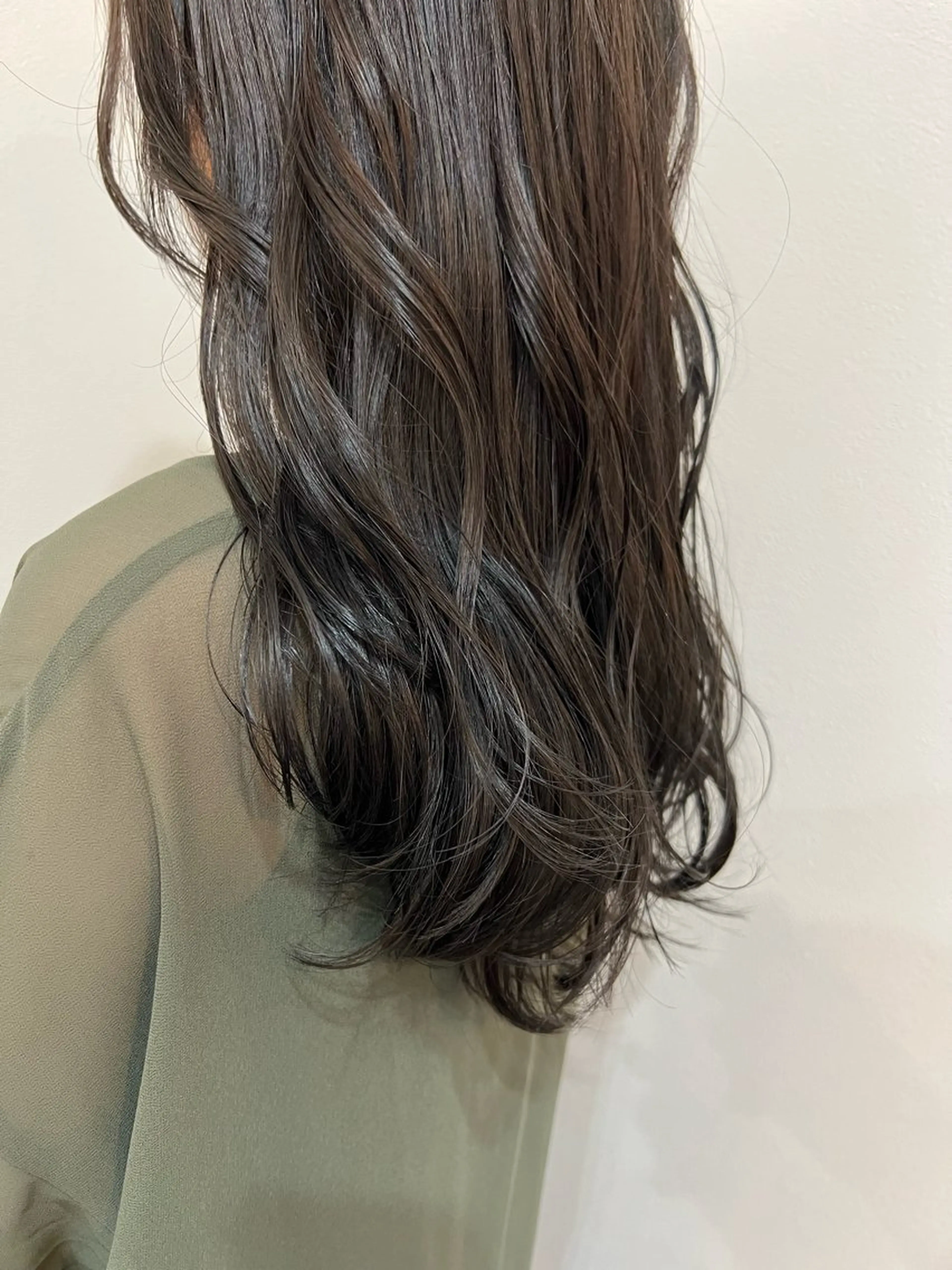 ロング カット ヘアカラー soelle Hanaのヘアスタイル