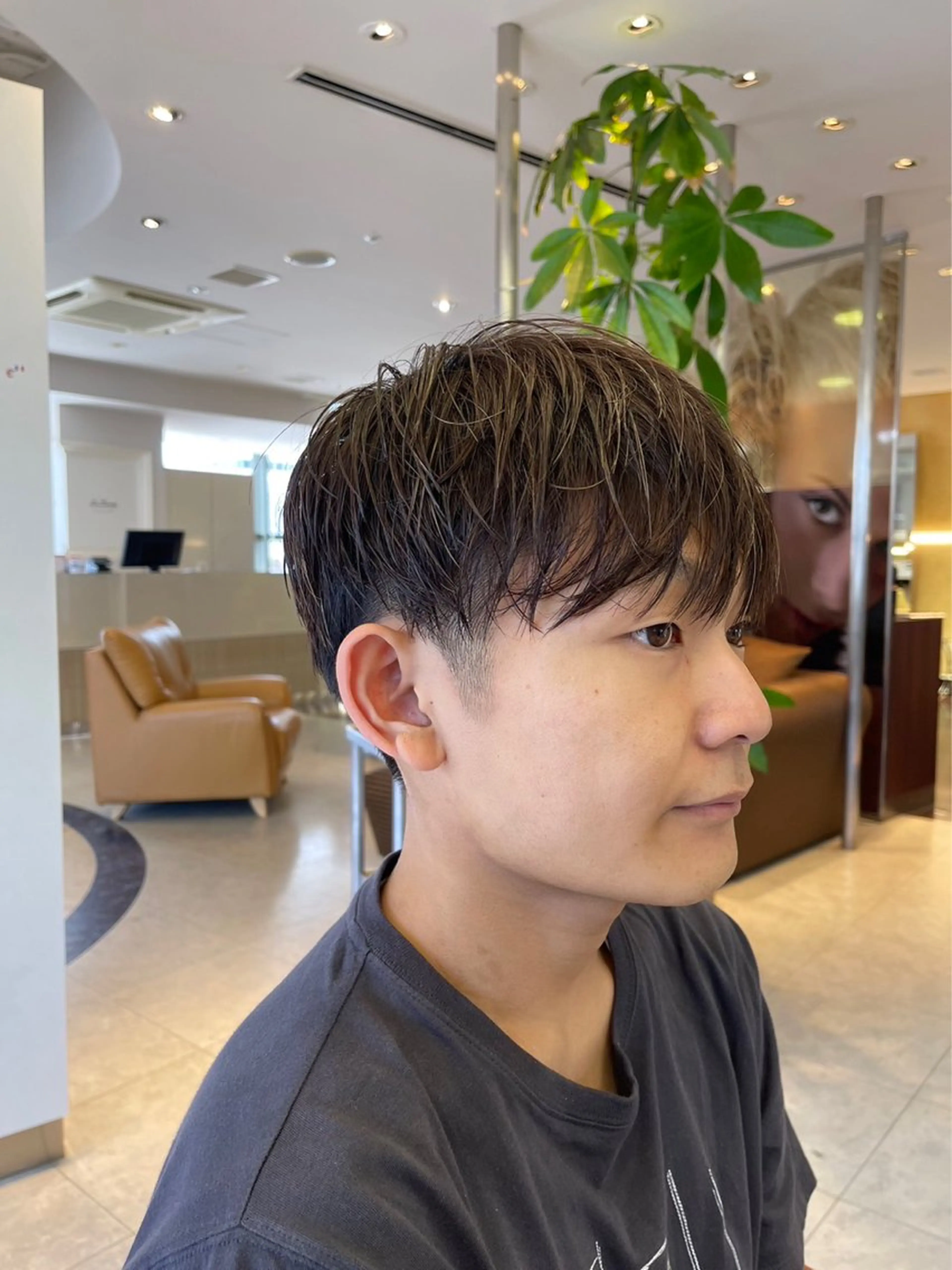 メンズ ツーブロック 鶴﨑 美優亜のヘアスタイル