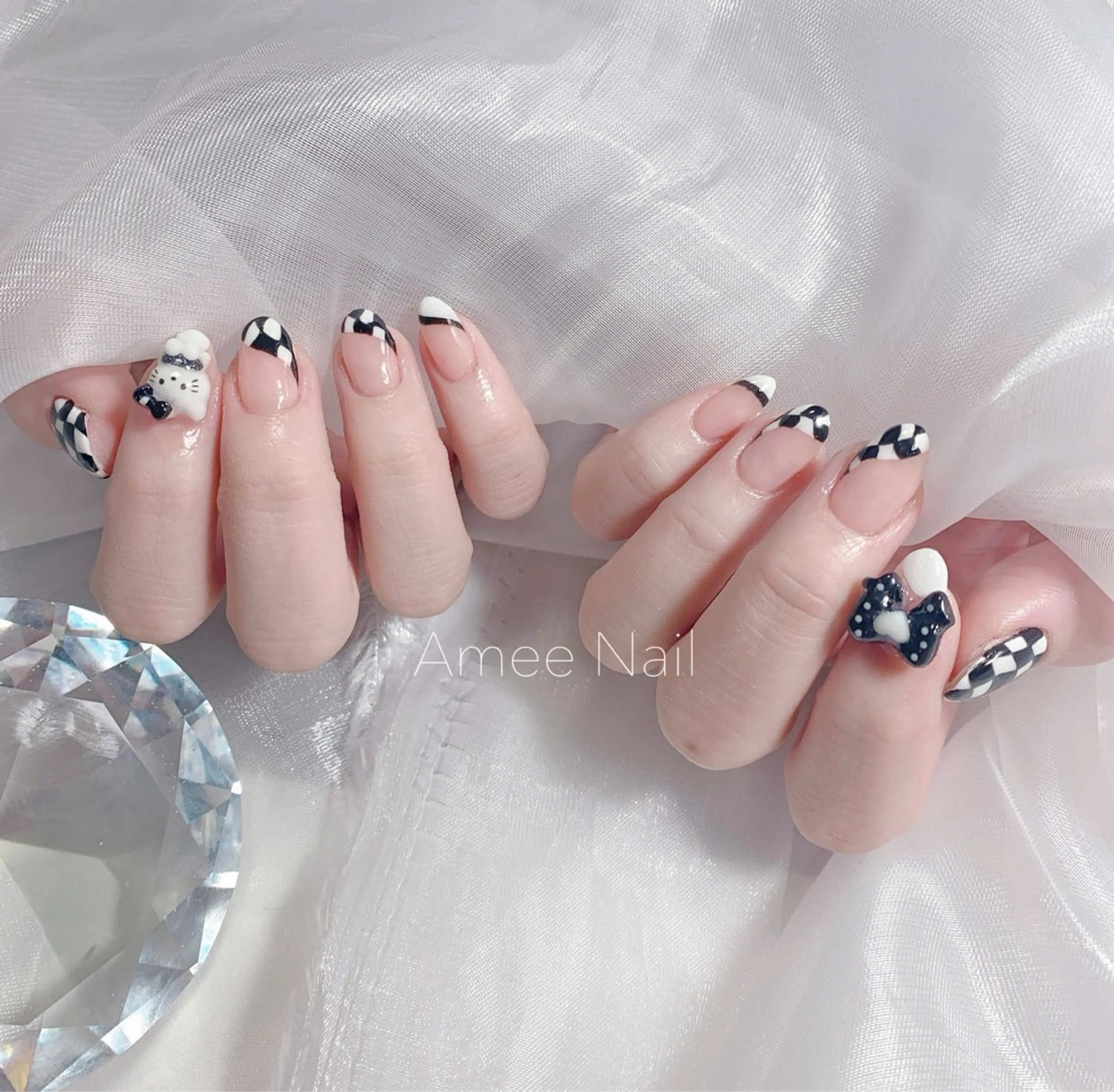 ネイル オーロラネイル クリアネイル フラッシュネイル ジェルネイル グラデーション ハンドネイル Amee Nail Salonのネイルデザイン