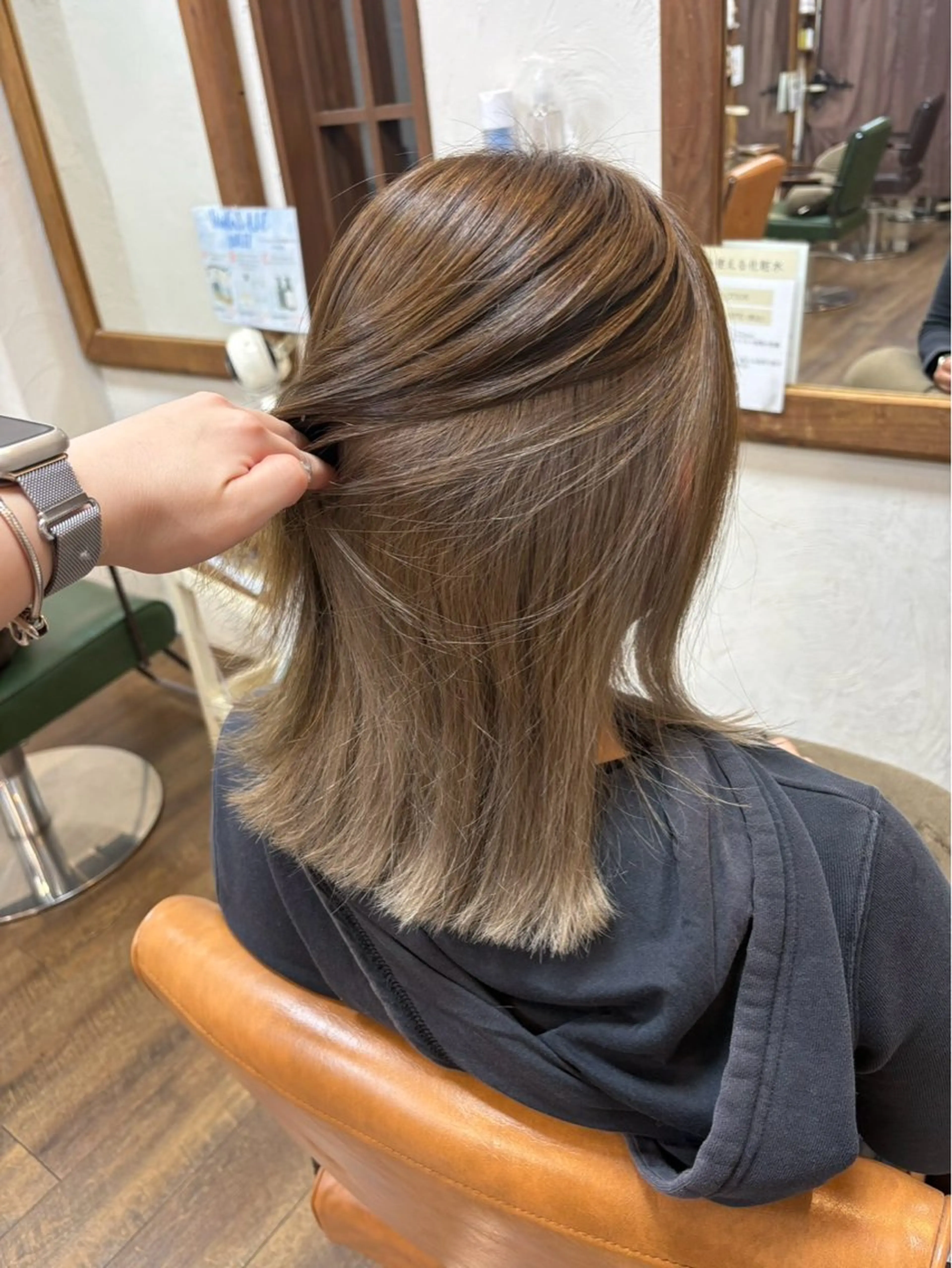 カラー 三宅　デザインカラー 透明感カラー✨のヘアスタイル