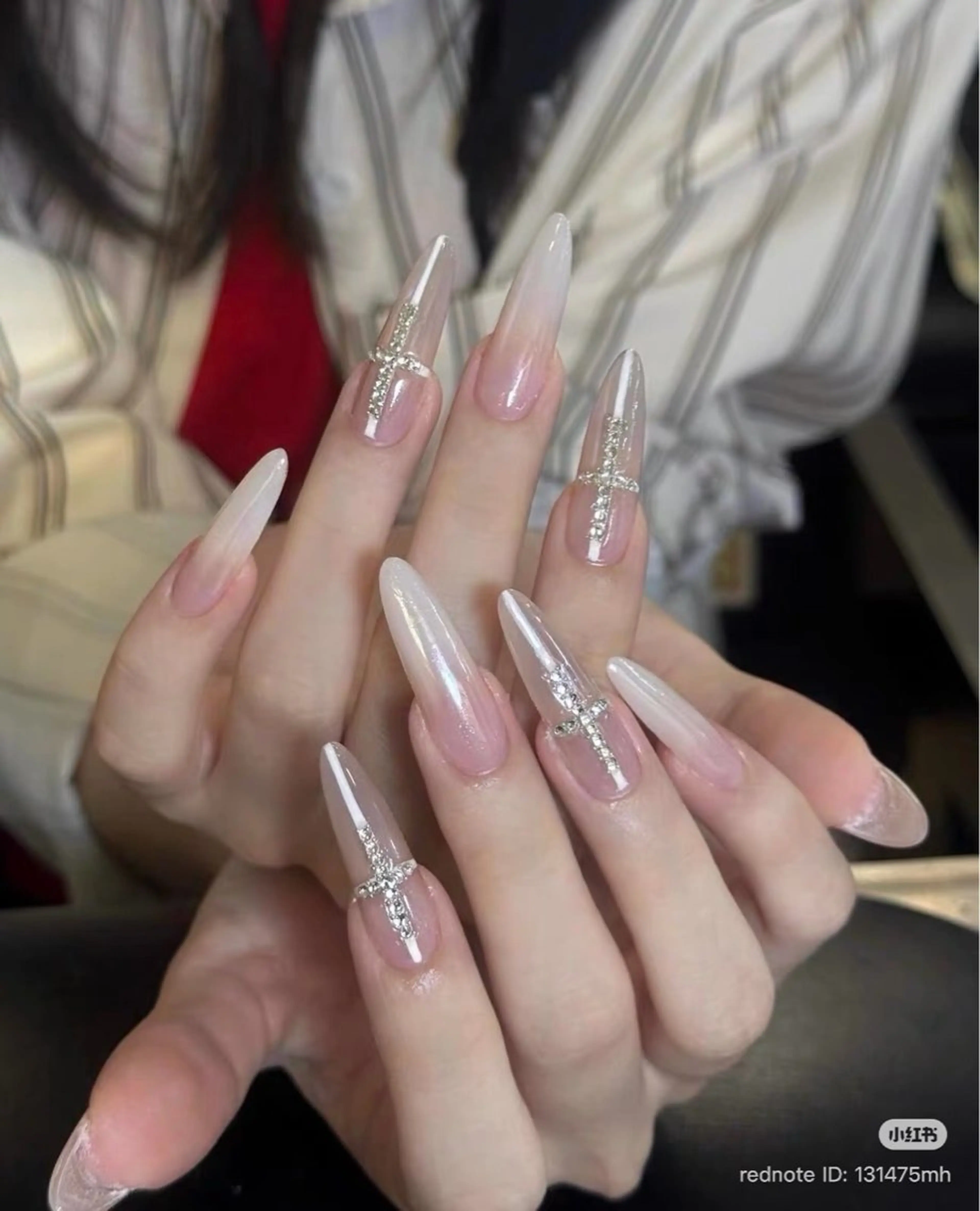 ネイル フレンチネイル キラキラネイル 韓国ネイル シンプルネイル ワンホンネイル ハンドネイル MEI Nailのネイルデザイン