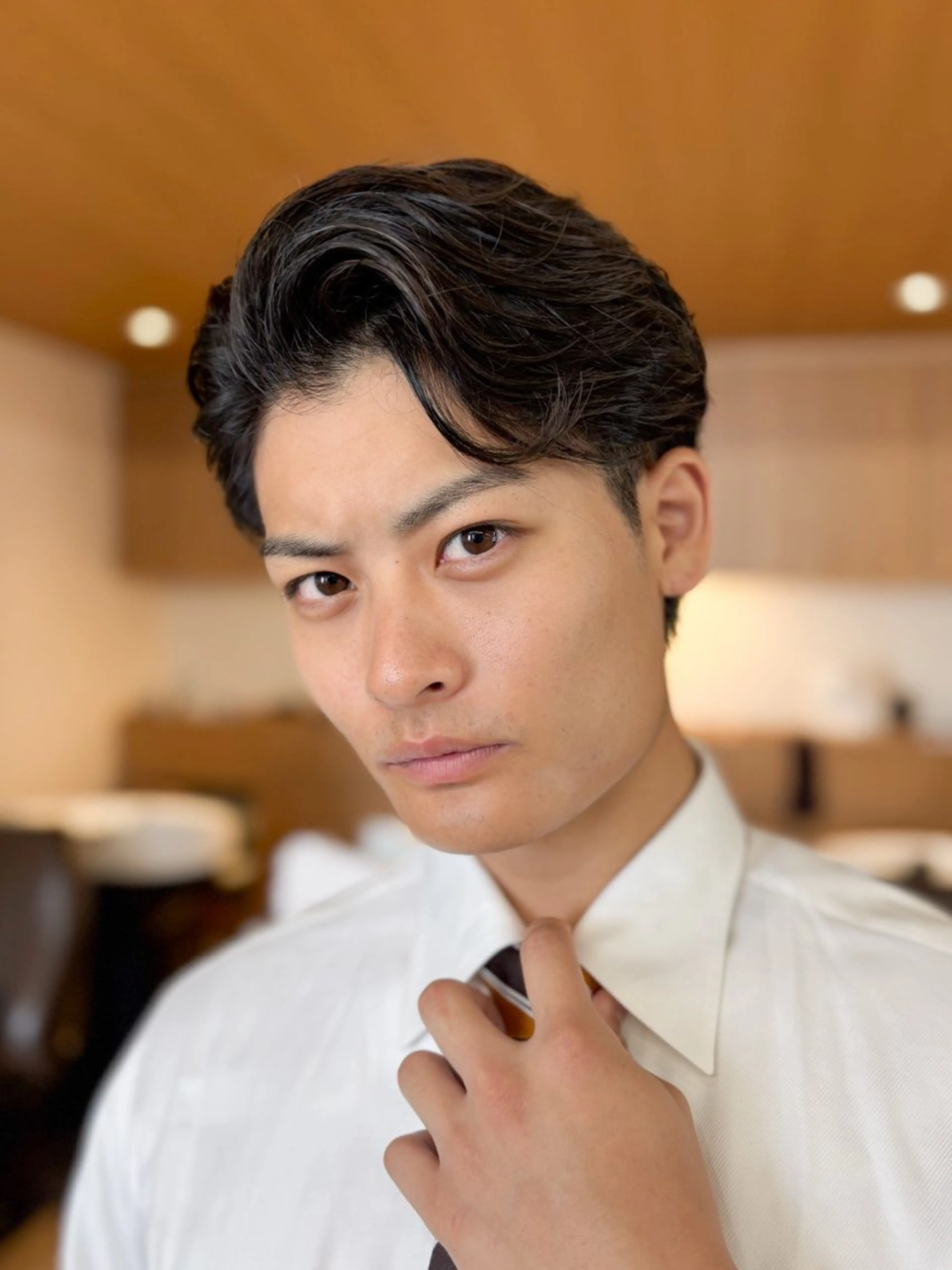 ショート パーマ メンズ ビジネス 縮毛矯正 【メンズ縮毛矯正】 FILMS  軍司のヘアスタイル