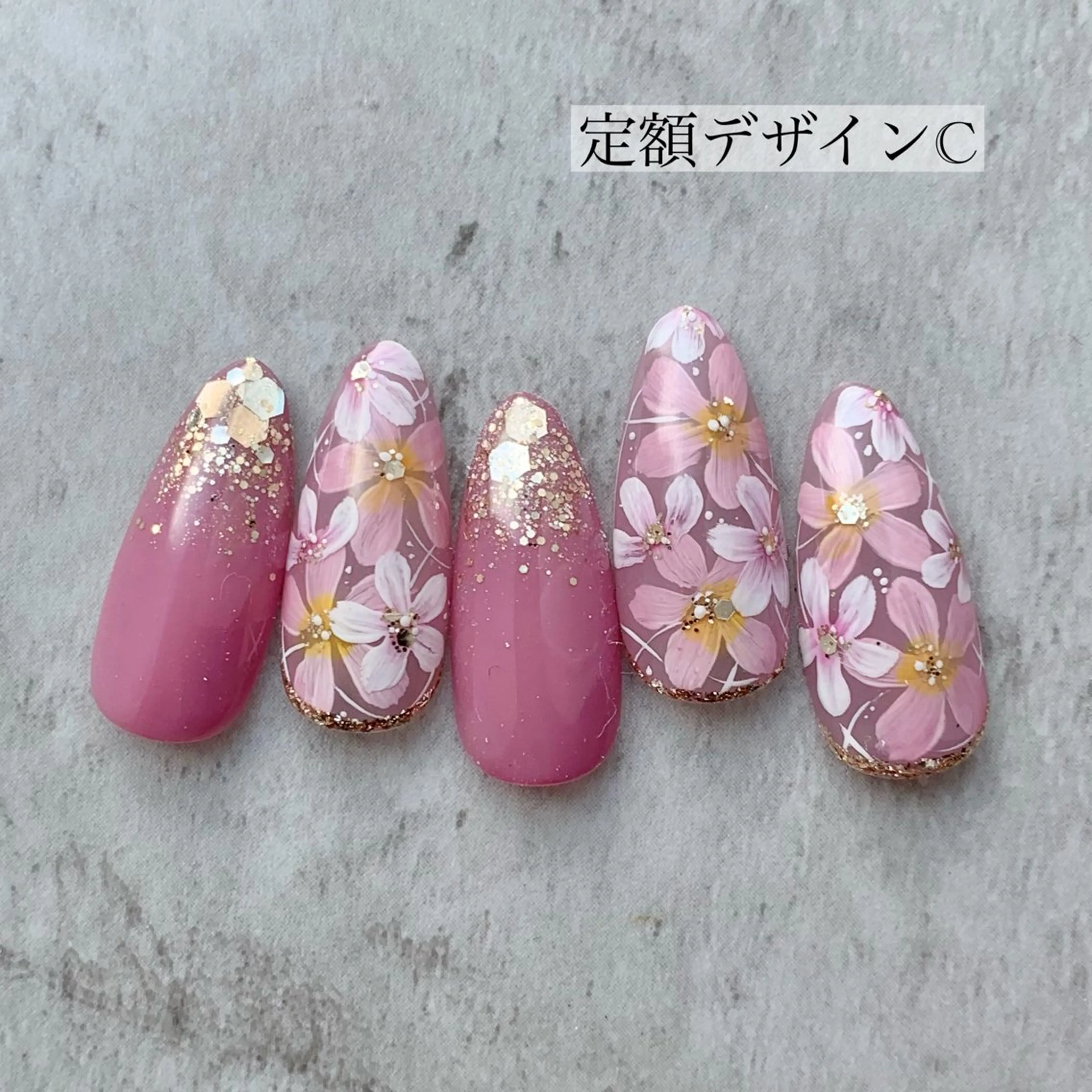 ネイル フラワーネイル シンプルネイル EMIKOのネイルデザイン