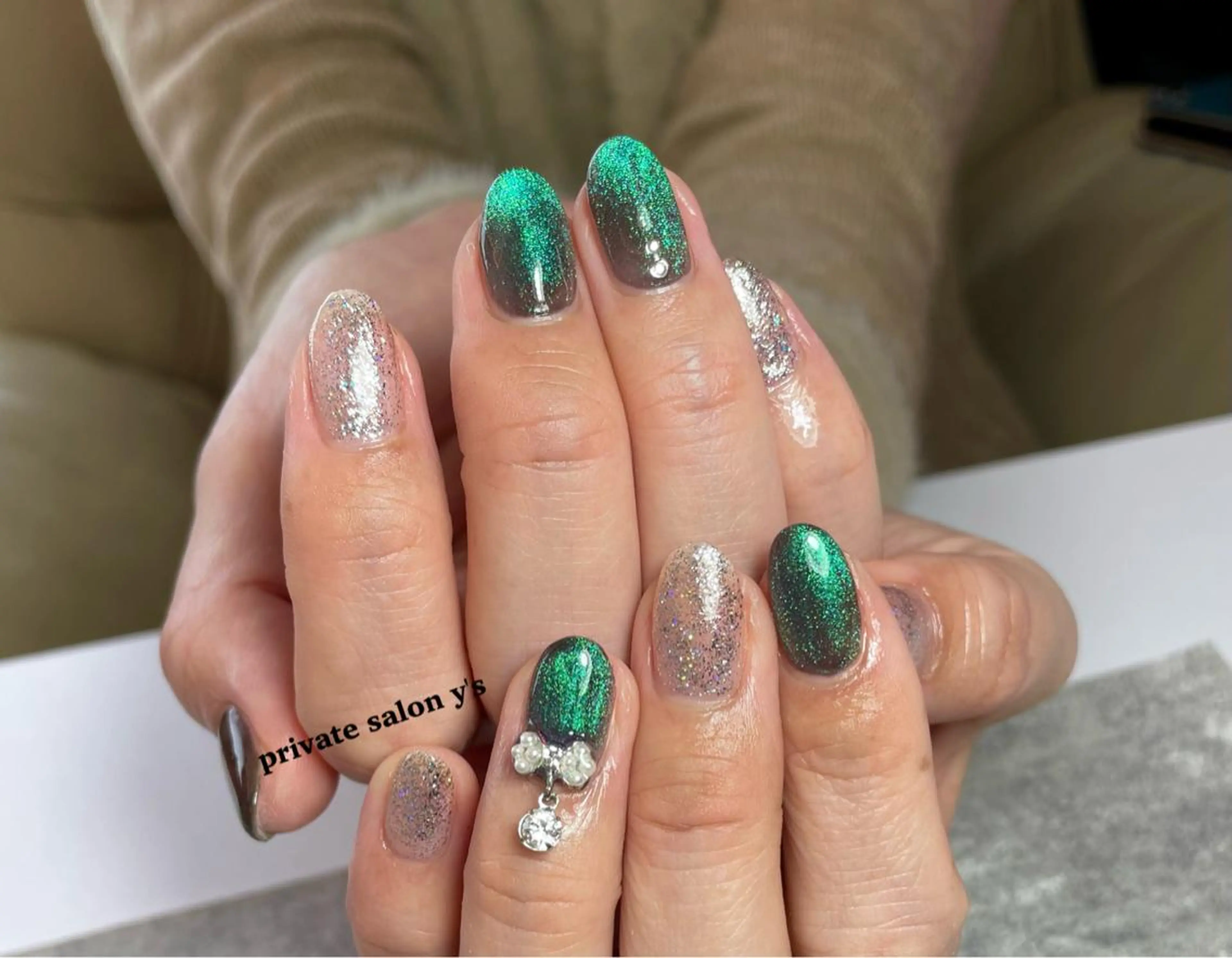 ネイル y' sのネイルデザイン