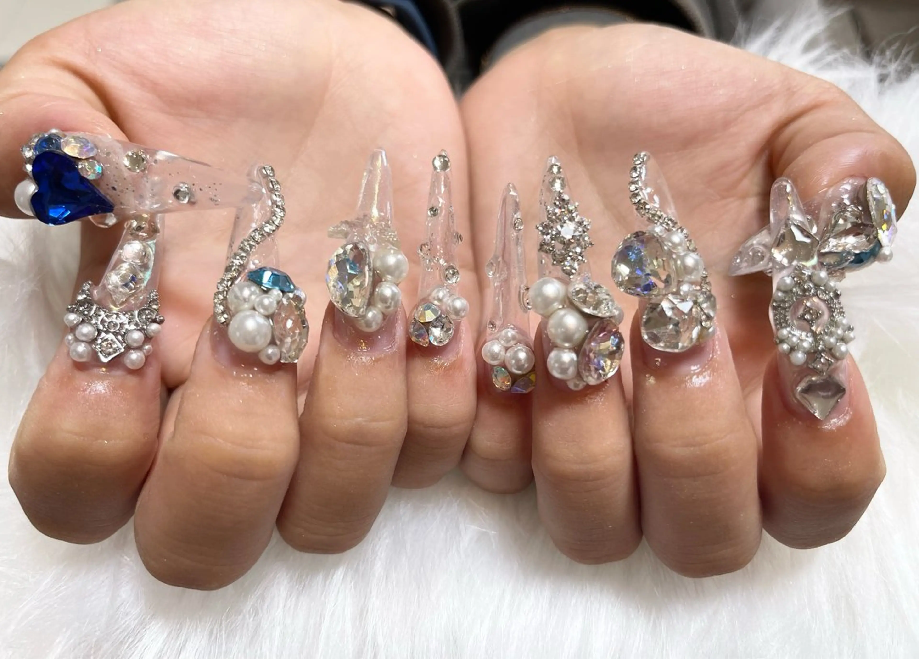 ネイル ジェルネイル グリーン ハート ロングネイル スカルプネイル おうちサロン by maururuのネイルデザイン