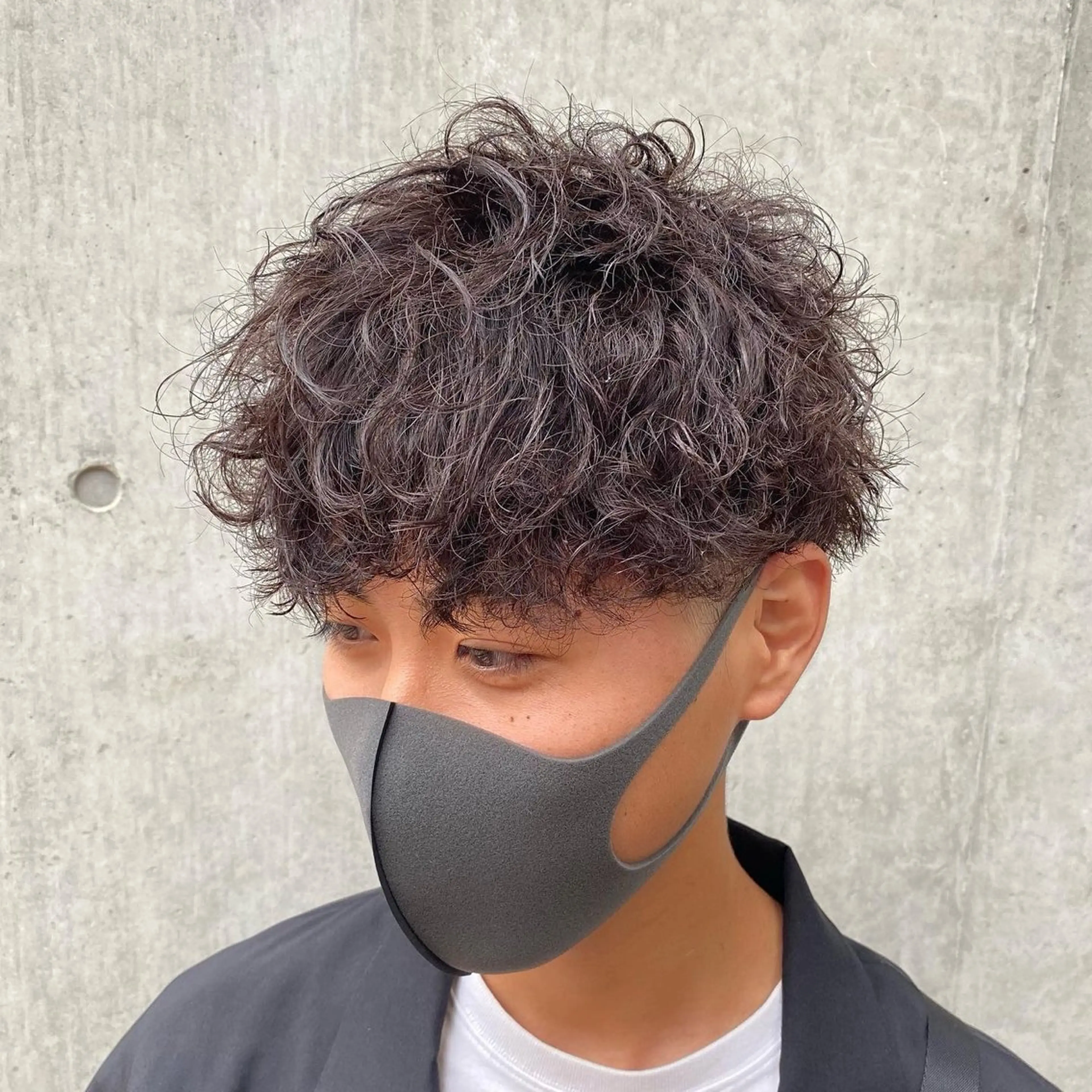 ショート カラー パーマ メンズ カット ヘアカラー パーマ 梅田茶屋町メンズ 専門美容師 山元一平のヘアスタイル