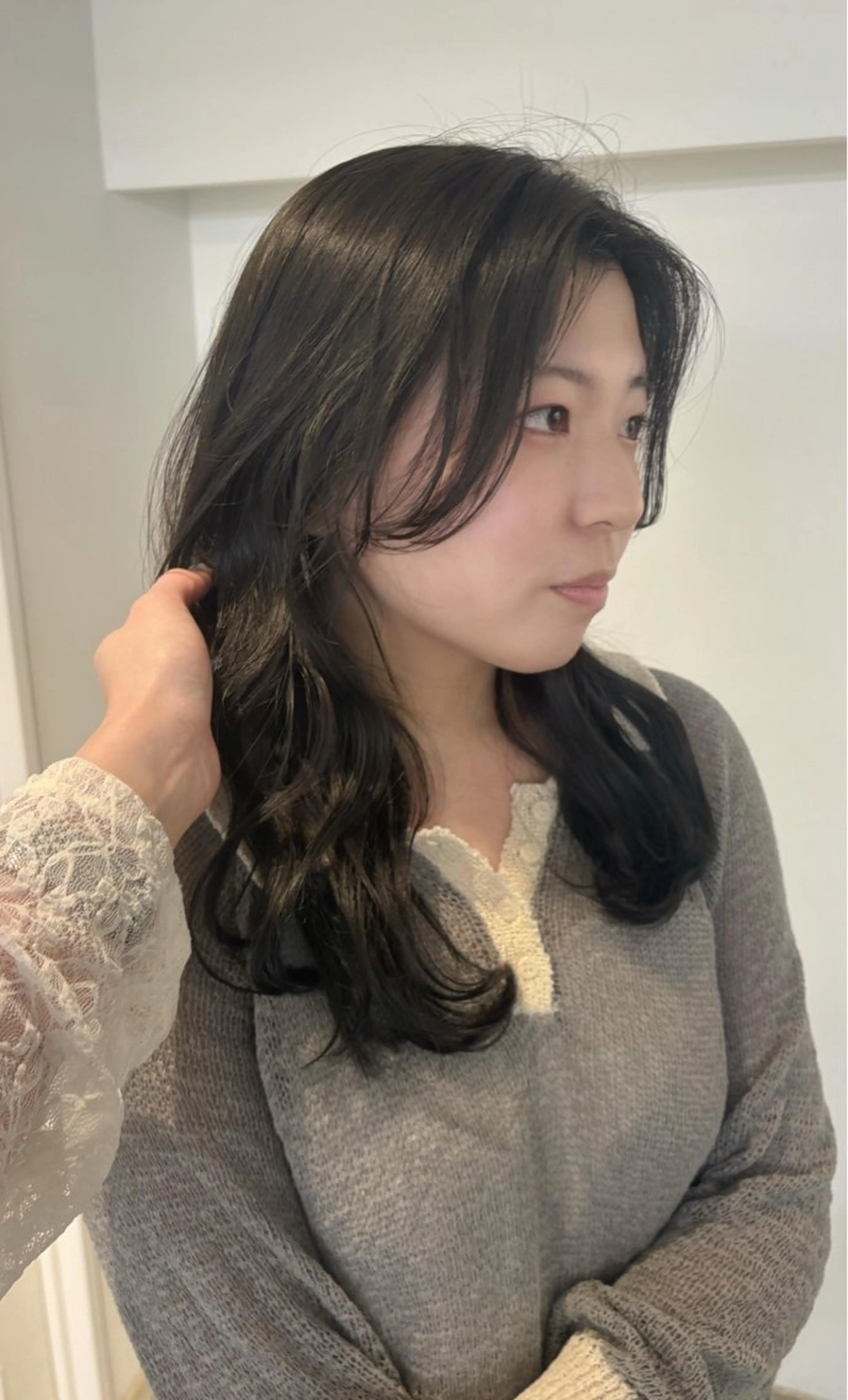 ロング カラー ベージュカラー 透明感カラー ヘーゼル ヘアカラー 【sica】 チナのヘアスタイル
