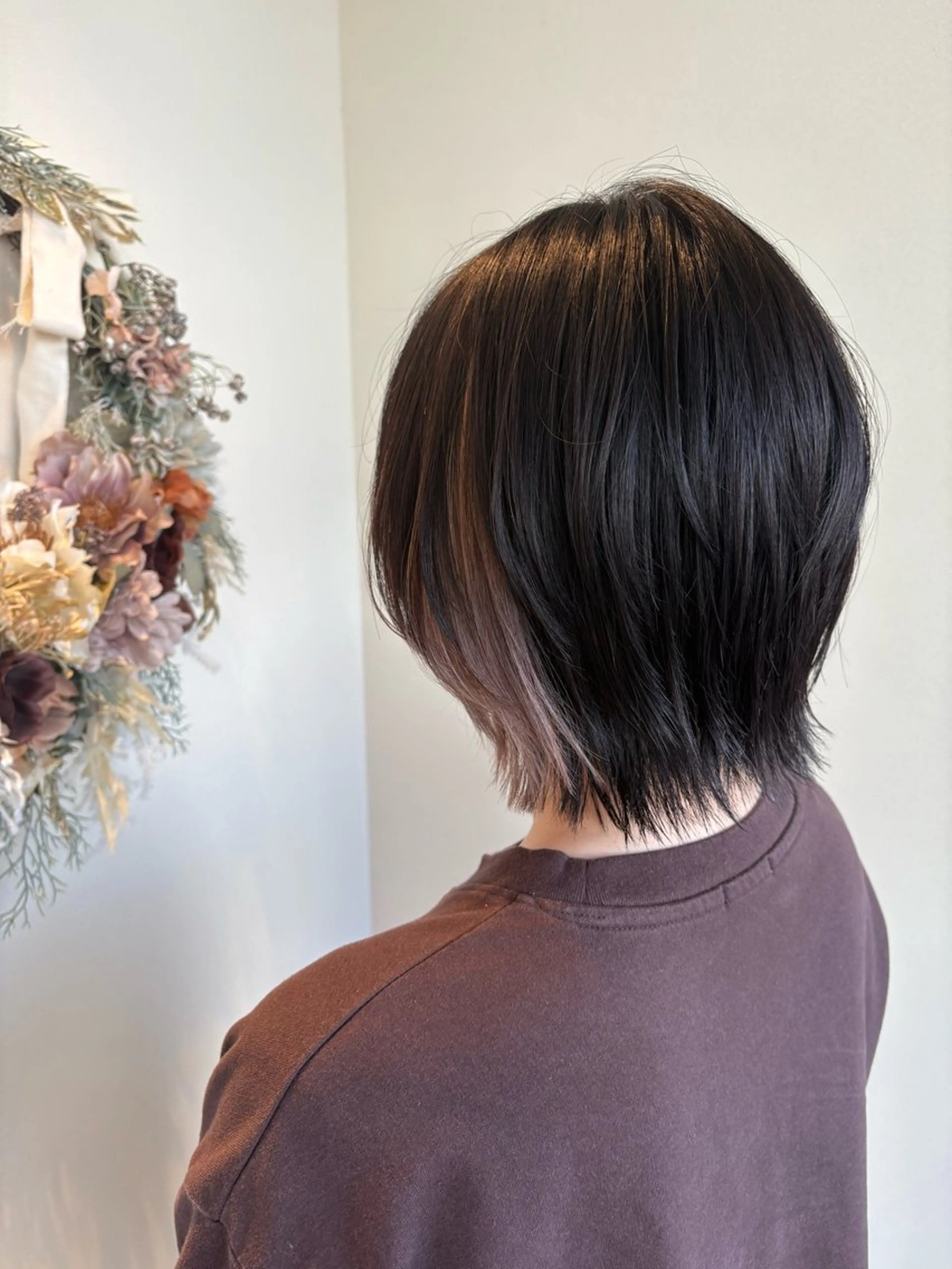 ミディアム ヘアカラー 西田 朋華のヘアスタイル