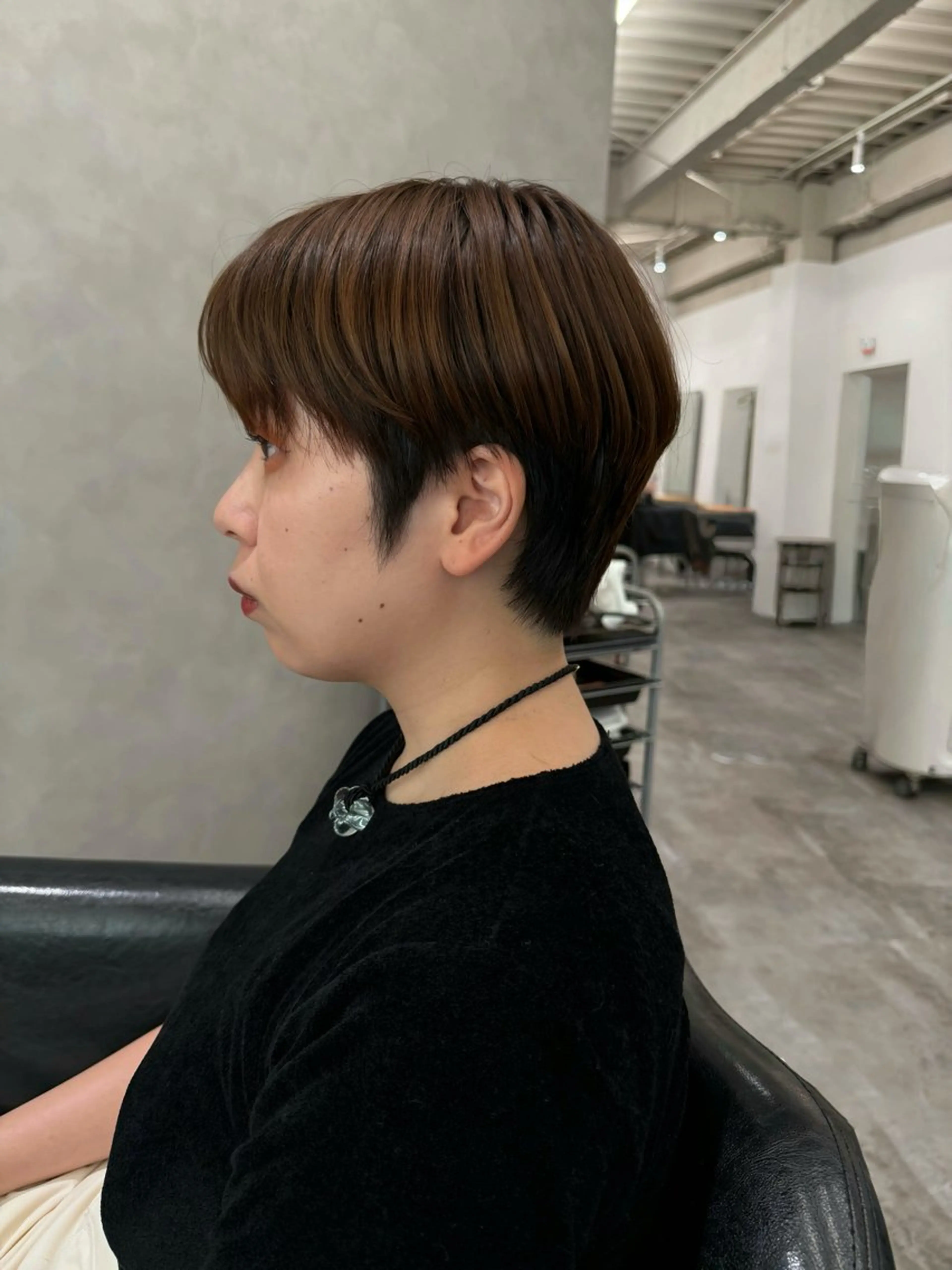 ショート ショートヘア カット バレイヤージュモデル 募集👒ヨンスクのヘアスタイル