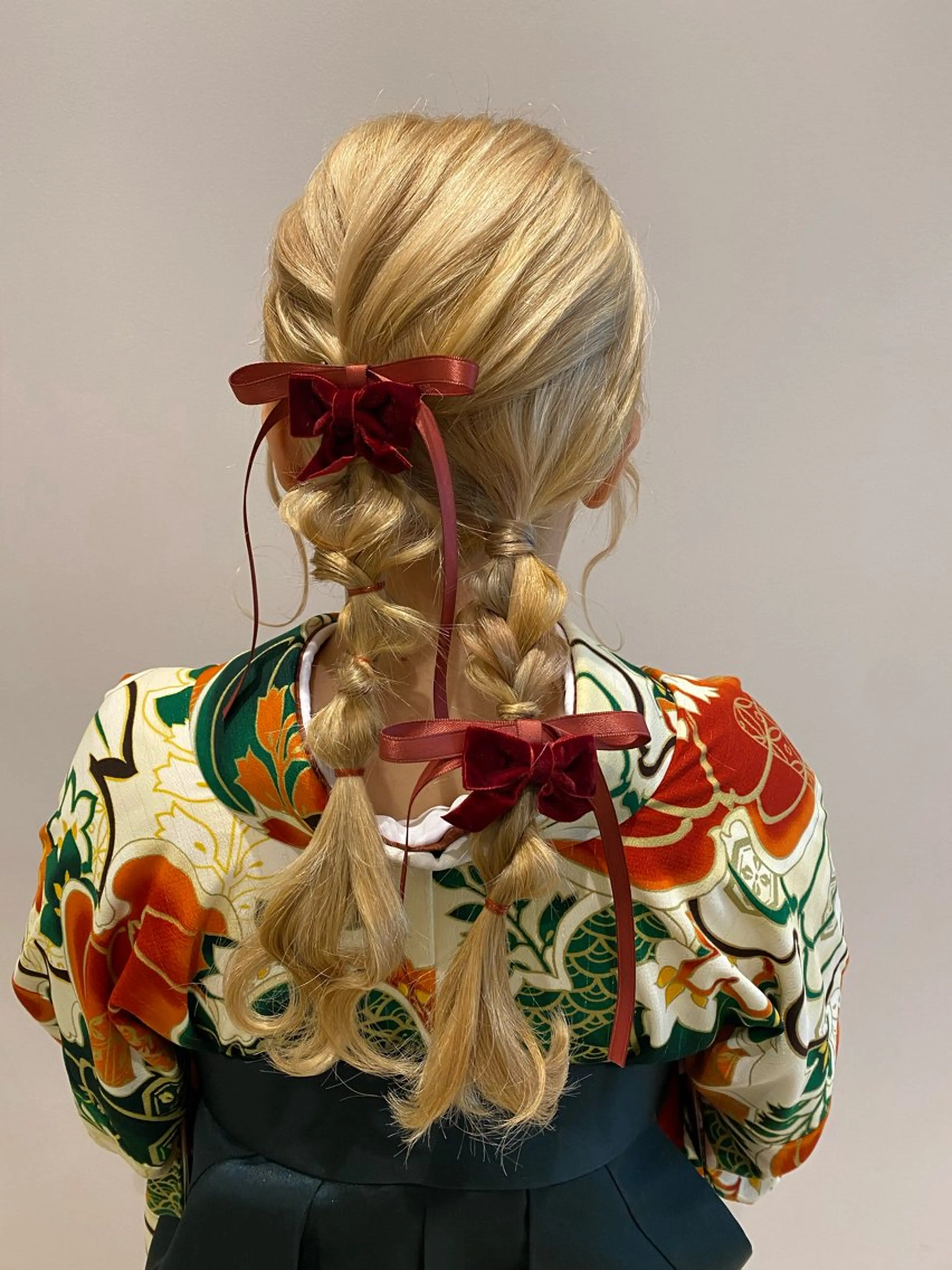 セミロング ヘアアレンジ ヘアセット 艶髪🌿美髪 大塚礼乃【西荻窪】のヘアスタイル