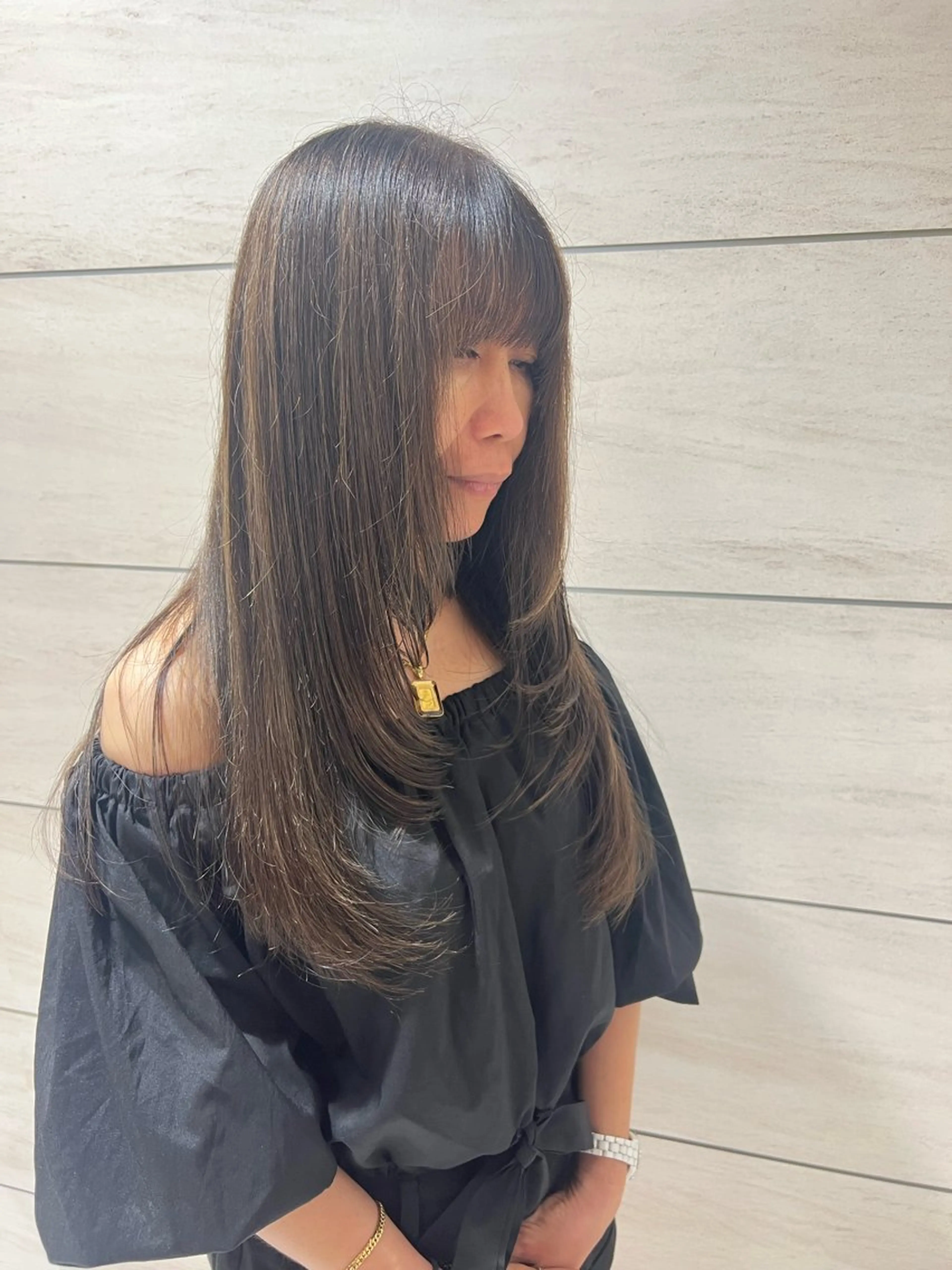 ロング 韓国風ヘア レイヤーカット メ イのヘアスタイル