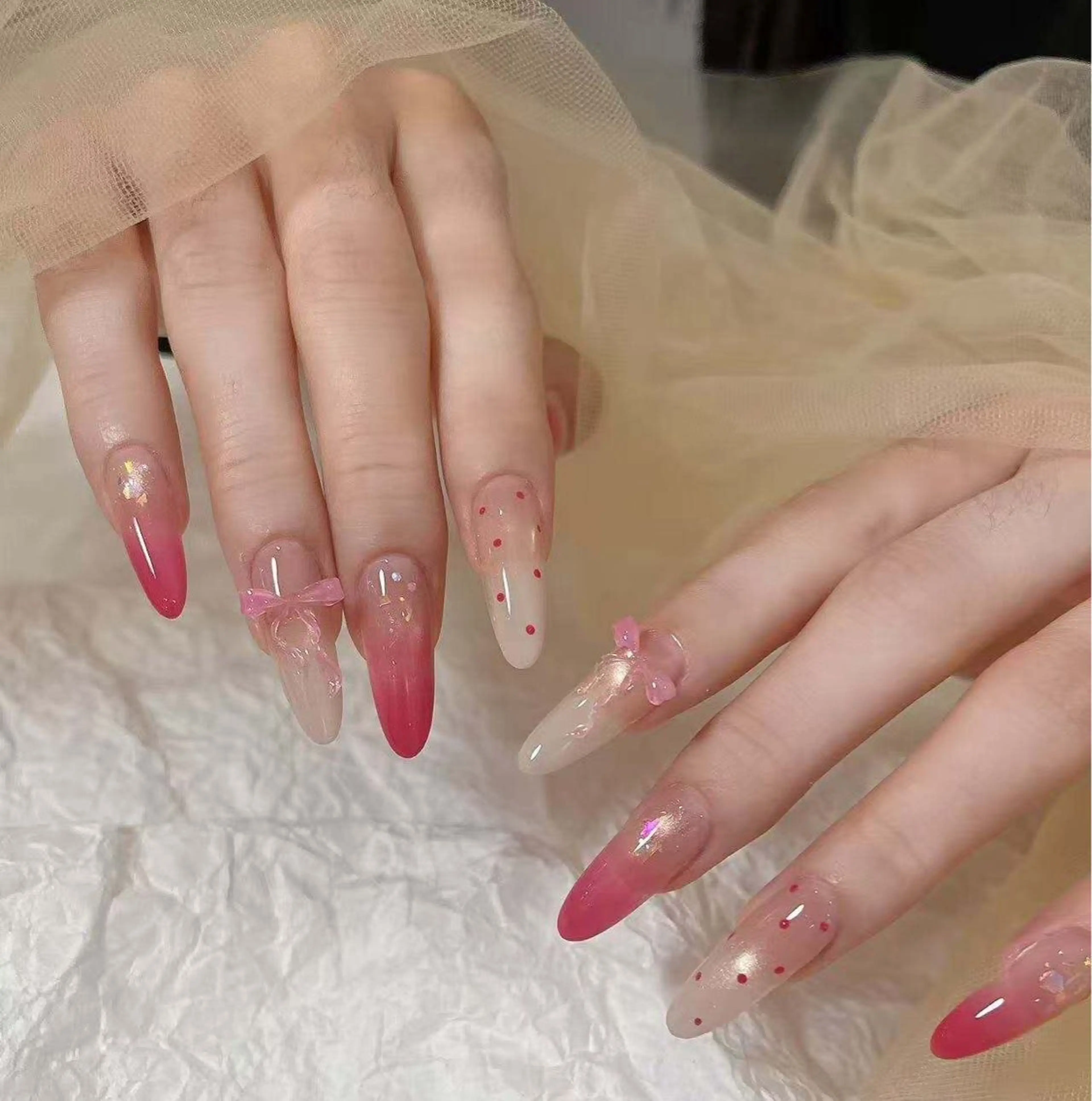 ネイル オーロラネイル フラワーネイル フットネイル フレンチネイル ジェルネイル ハンドネイル BabyYouMi nailのネイルデザイン