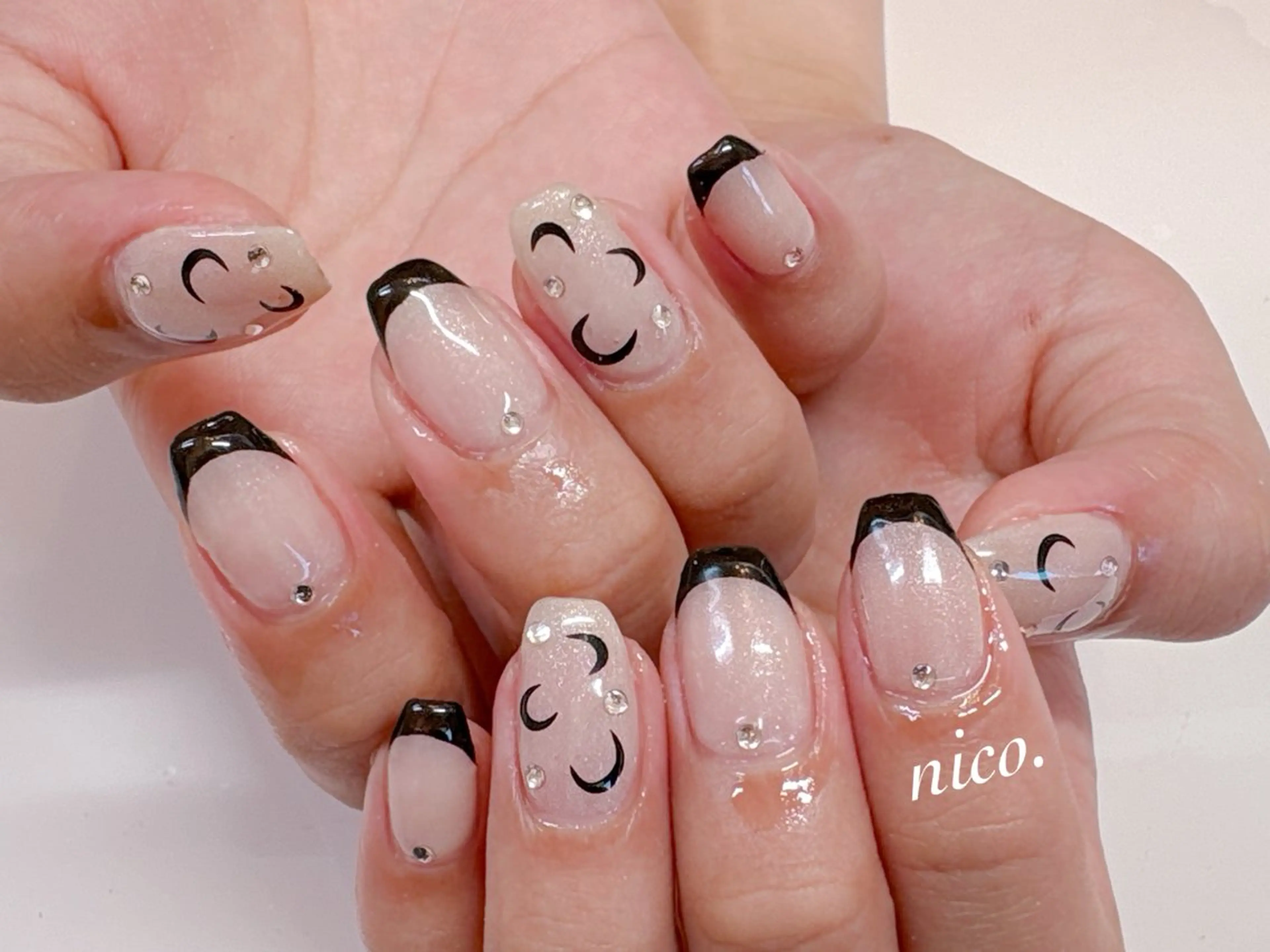 ネイル アートネイル nailsalon nico.のネイルデザイン