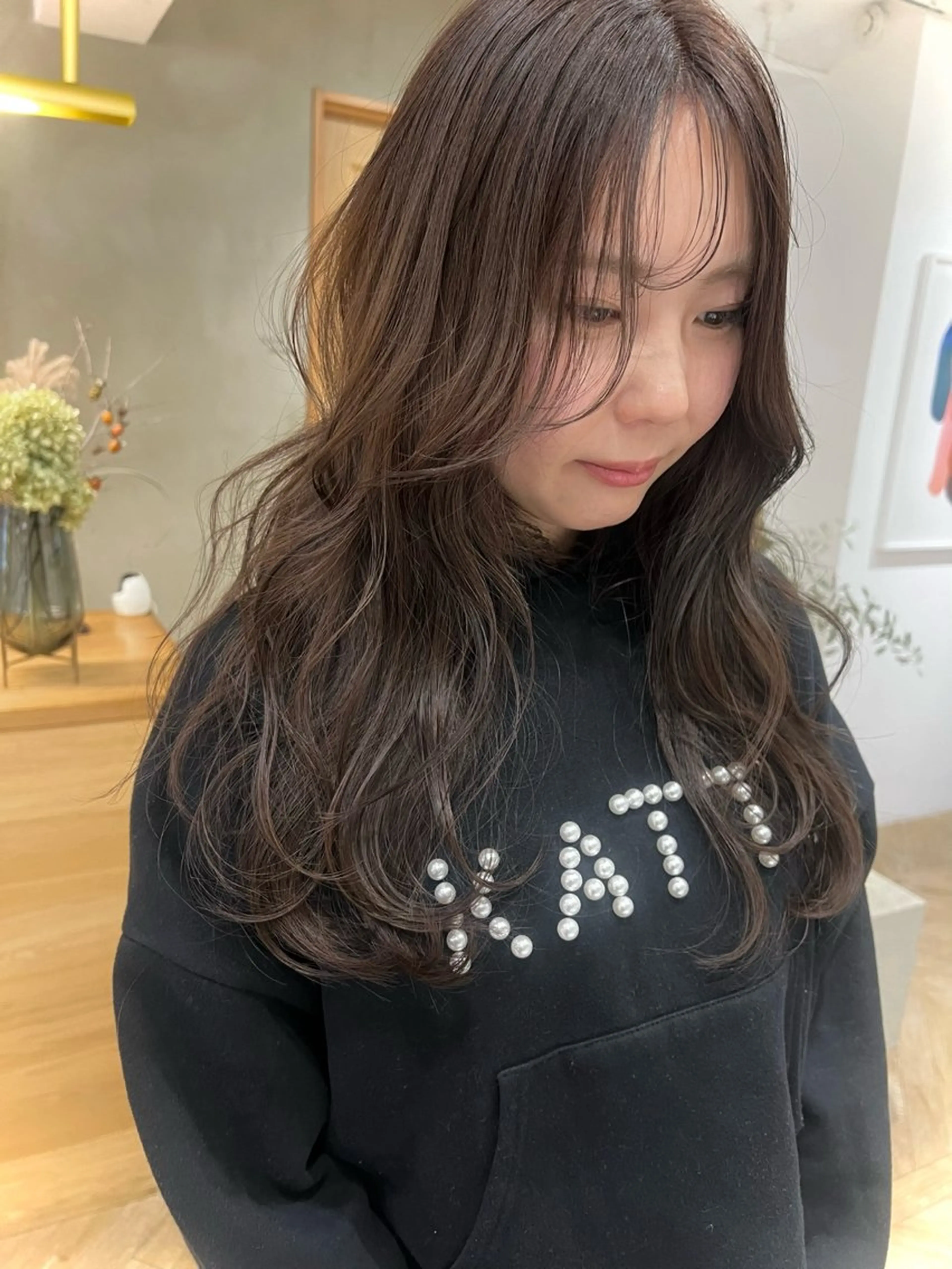 ロング カラー ヘアアレンジ カット ヘアカラー トリートメント 似合わせレイヤー ＆透明感カラーのヘアスタイル