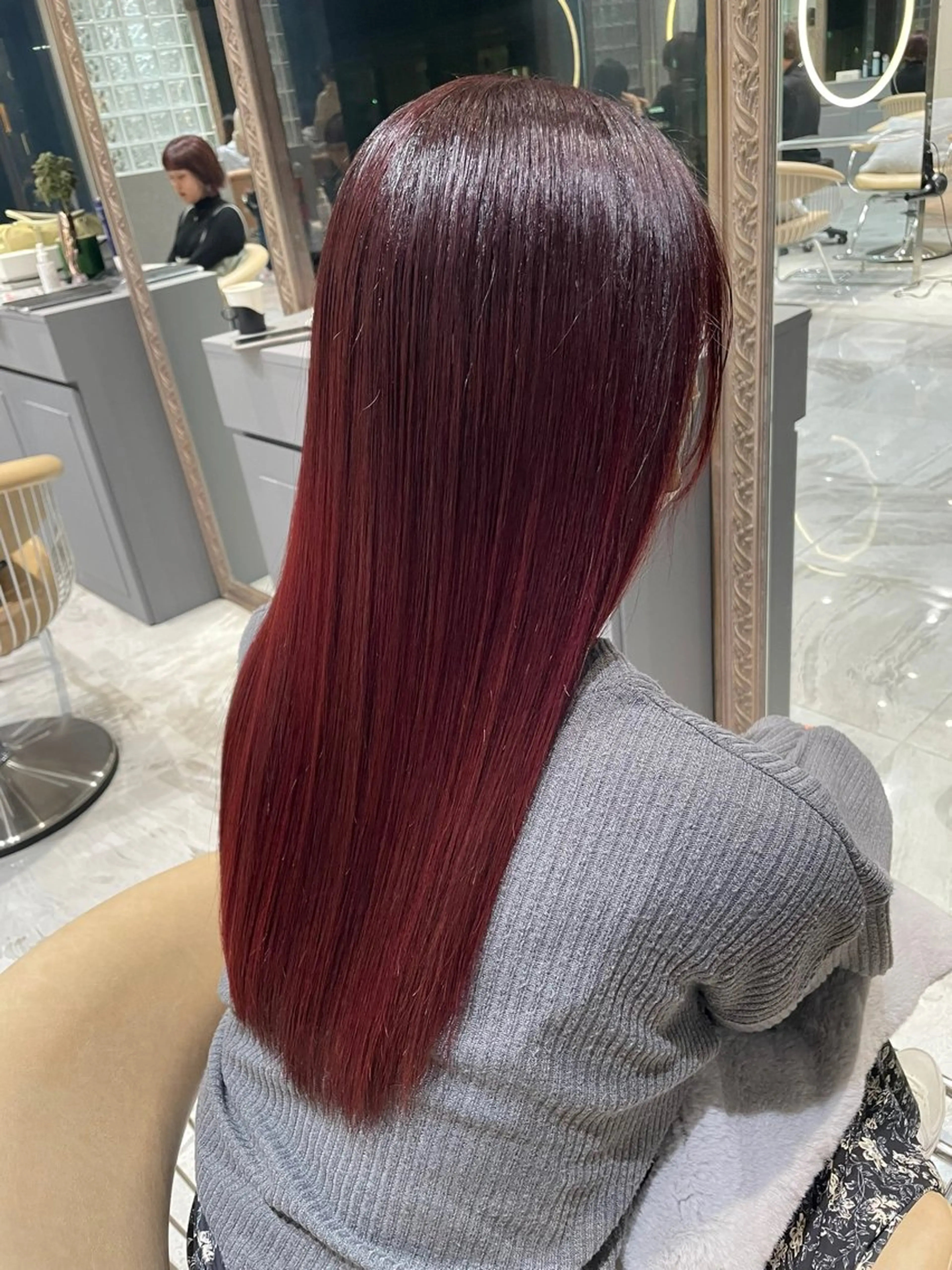 ロング 🥇KEN /レイヤー/カラーのヘアスタイル