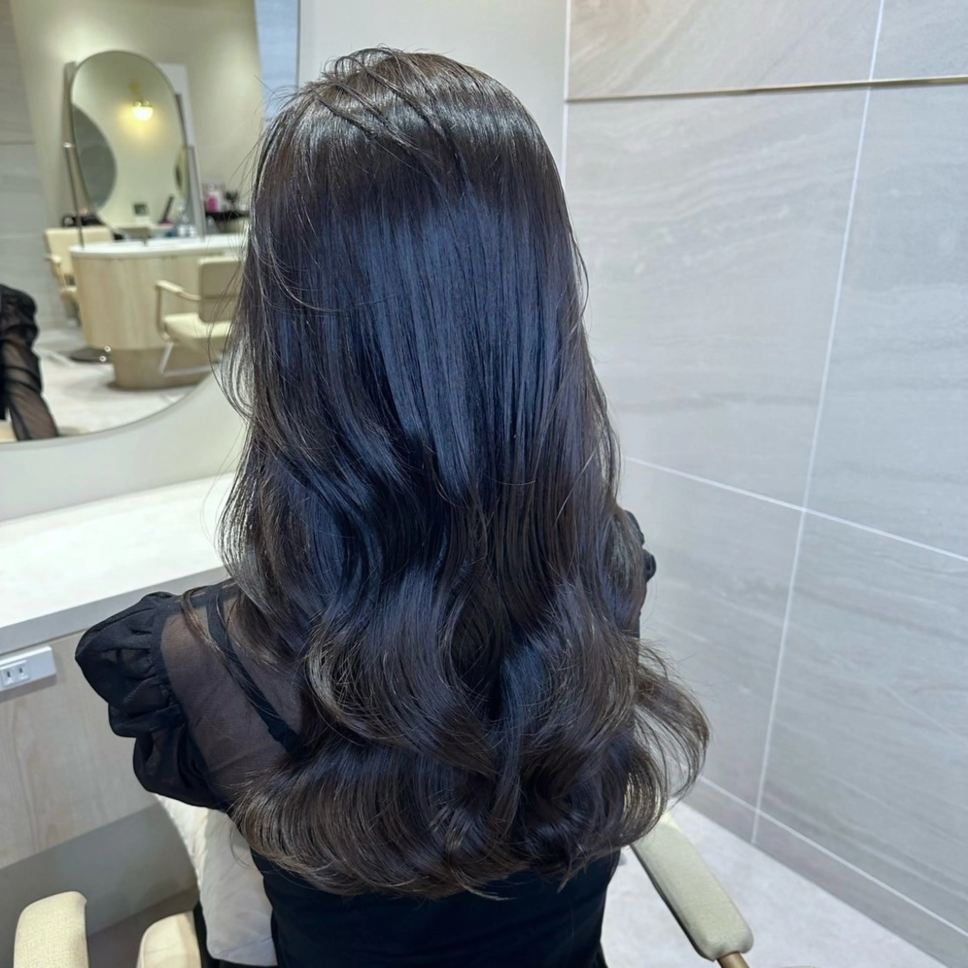 セミロング カラー ブラウンカラー ダークブラウン イルミナカラー レイヤーカット 透明感カラー🌿 グレージュ🐺陽介のヘアスタイル