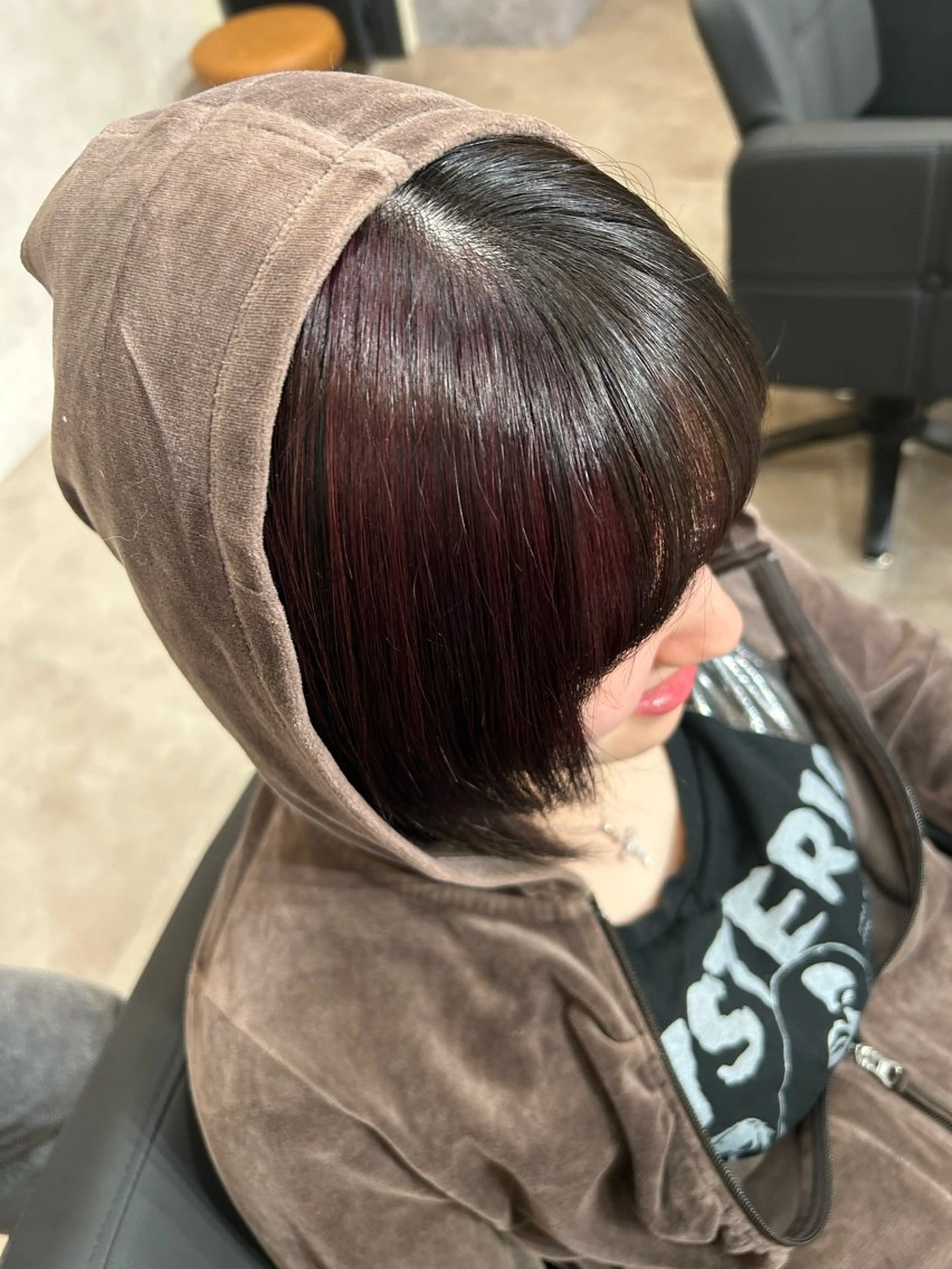ショート カラー ブリーチ デザインカラー 顔周りカット 石原 侑季のヘアスタイル