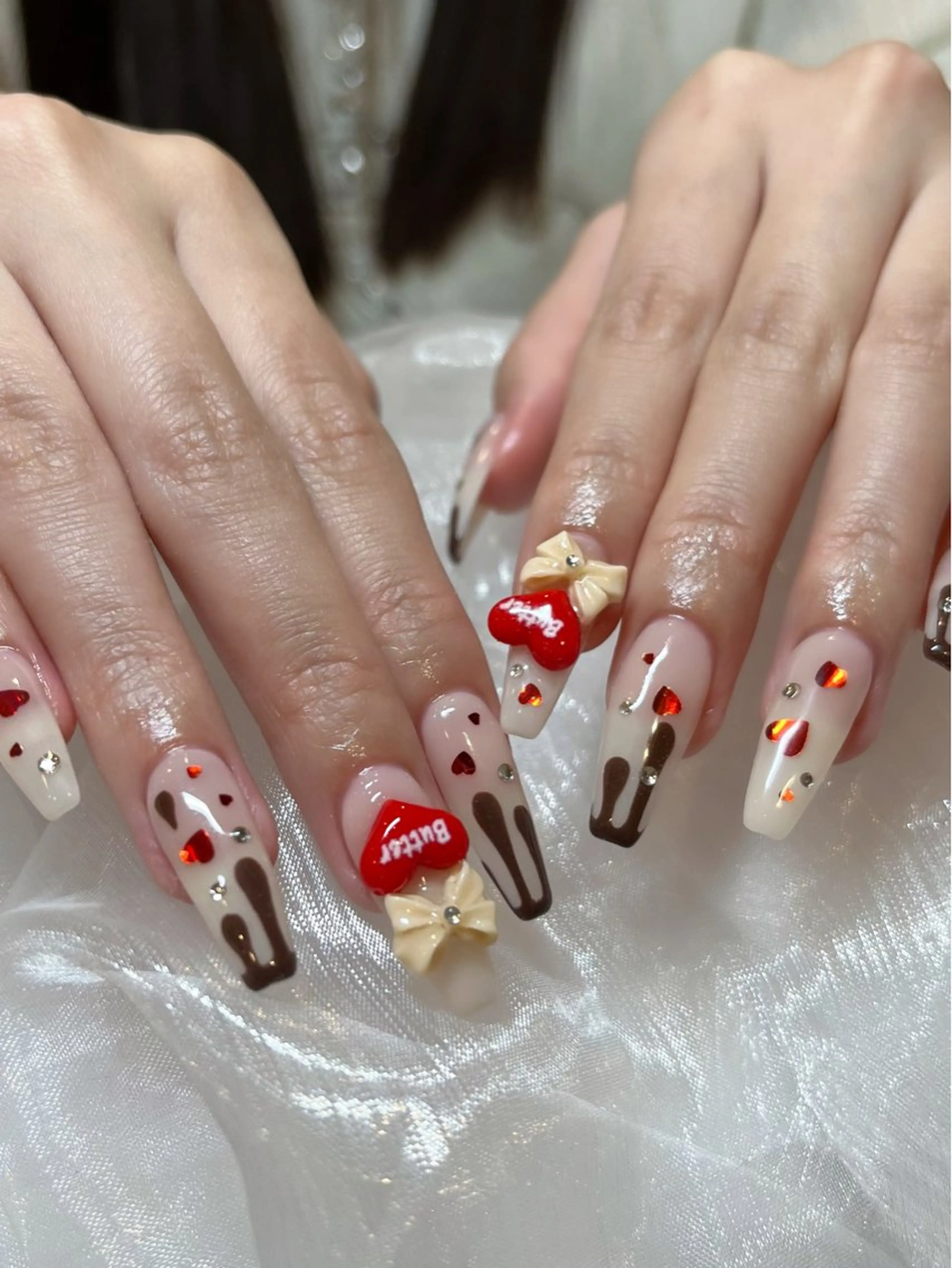 ネイル ハンドネイル prunelle .のネイルデザイン