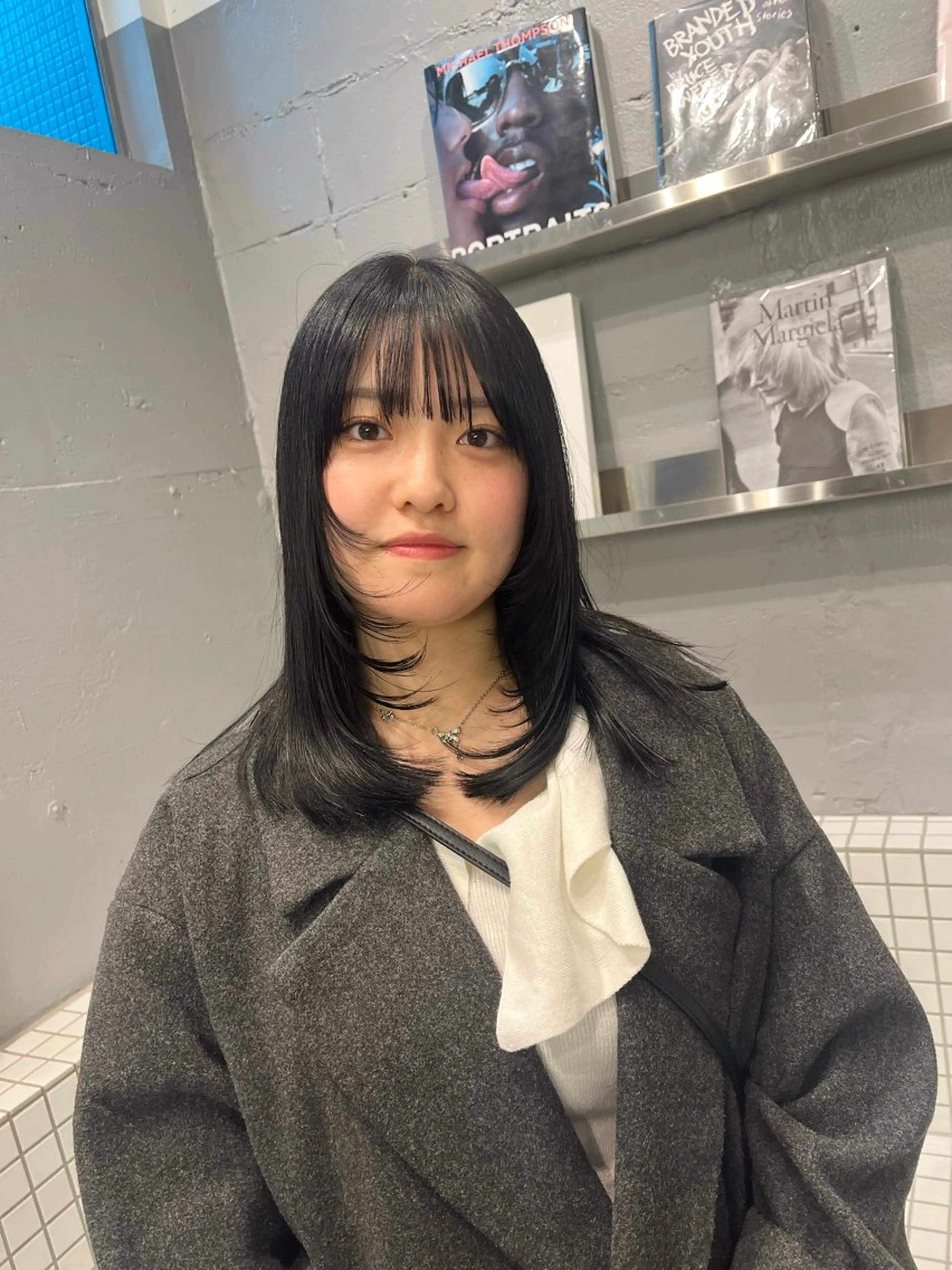 ミディアム カット ヘアカラー トリートメント 🦋女子ウケメンズ パーマYUI🦋のヘアスタイル