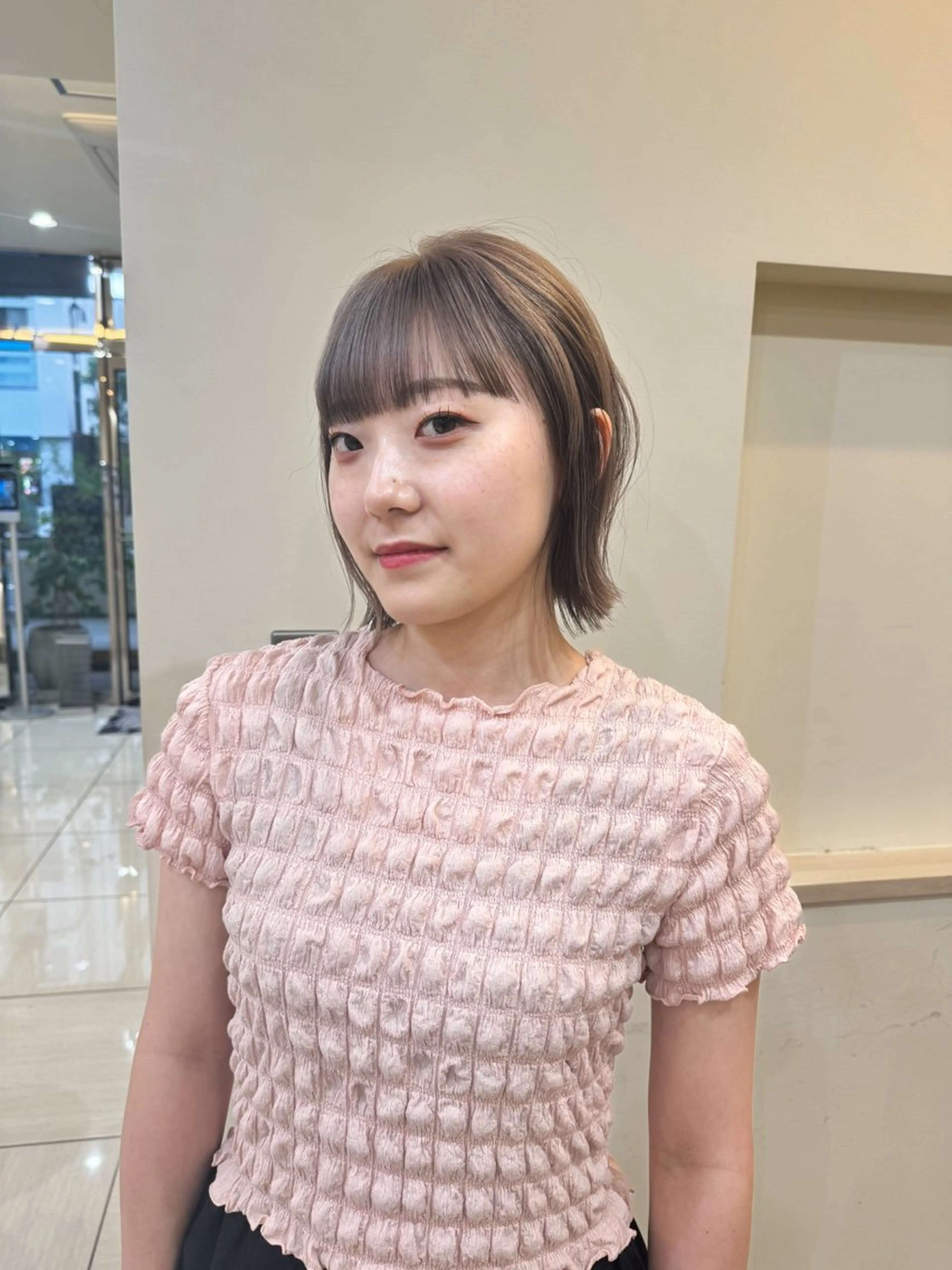 ミディアム カラー グレージュ Seeknext // Rukaのヘアスタイル