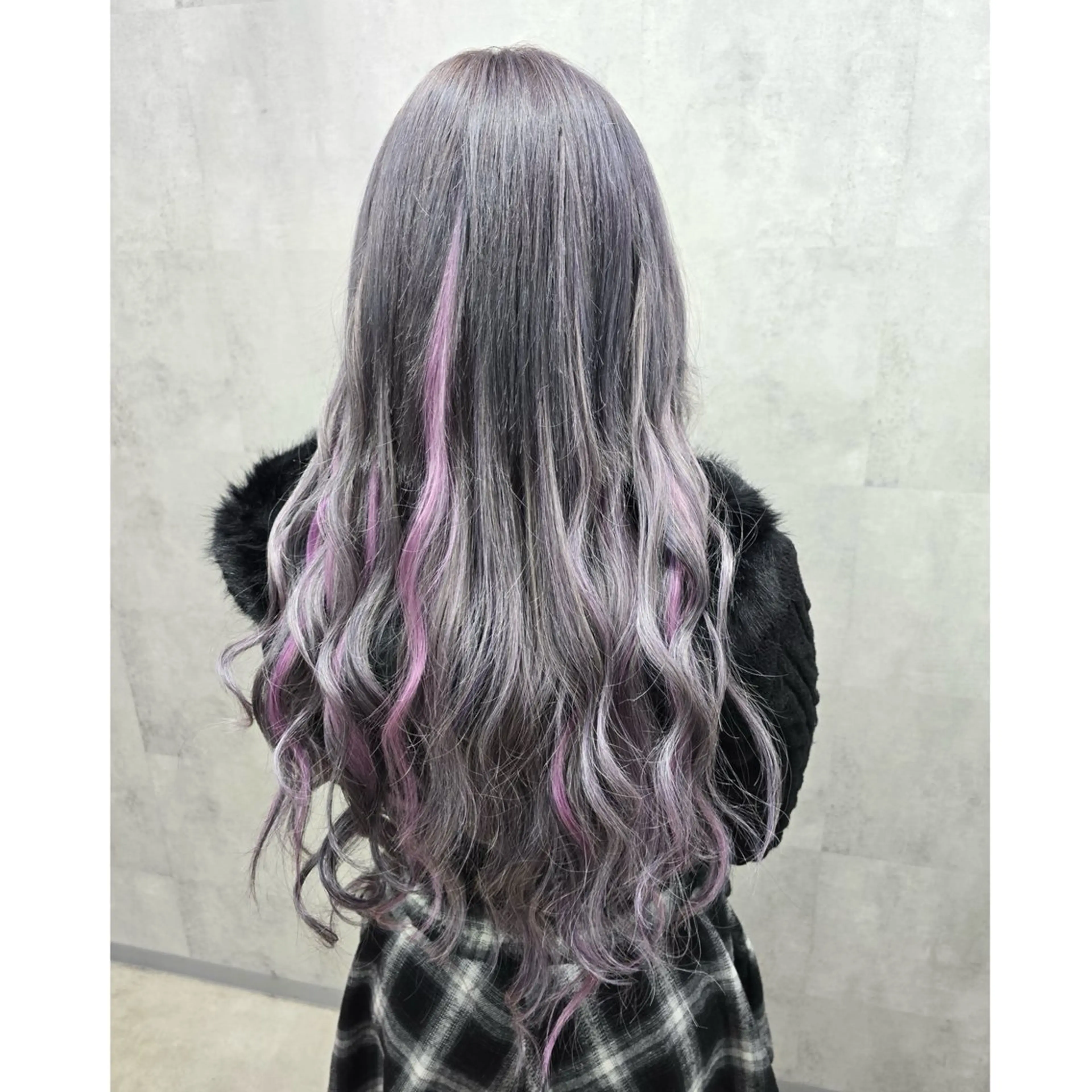 ロング カラー 編み込みエクステ グレージュ メッシュ エクステ 編み込みエクステ/ ハイトーン りょすけのヘアスタイル