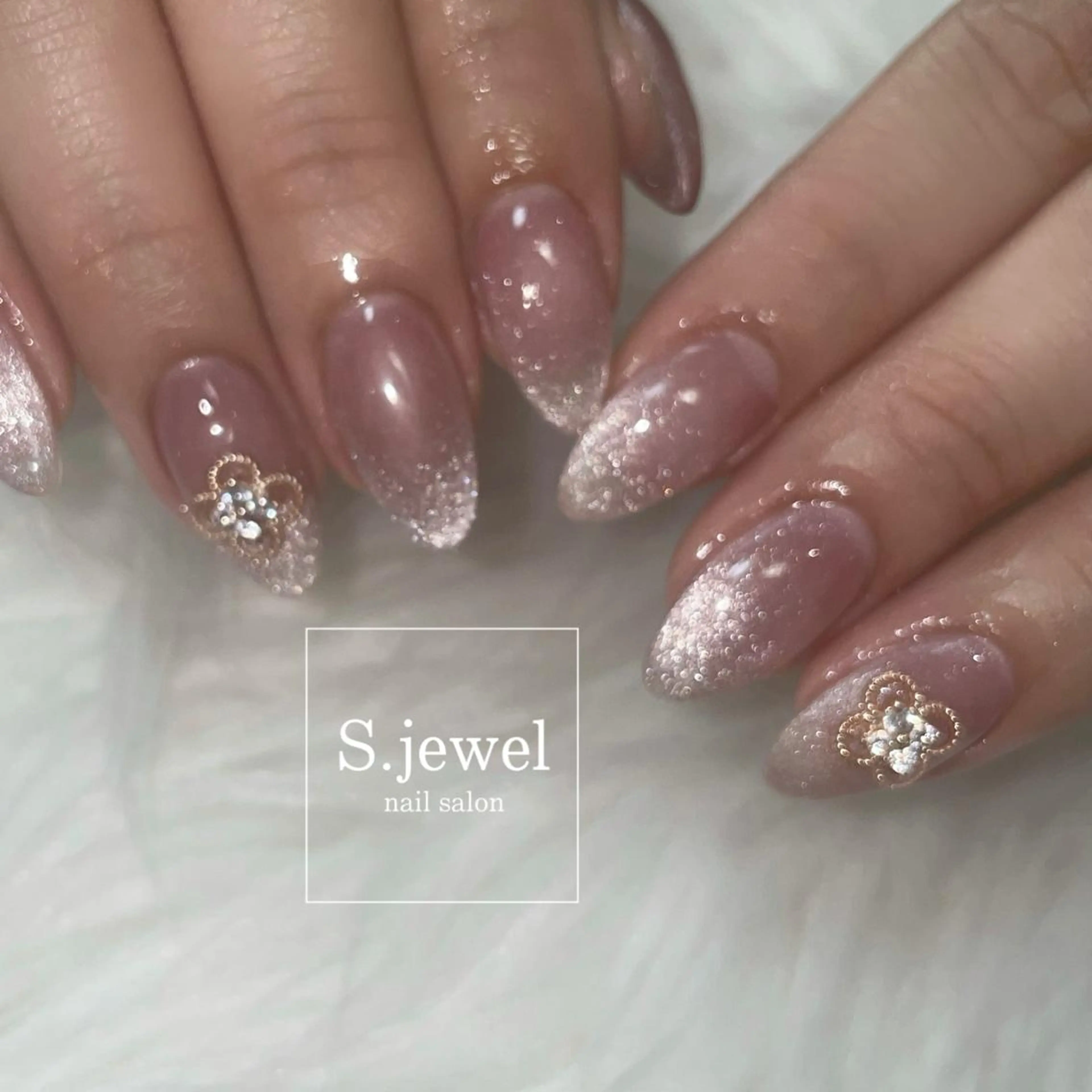 ネイル S. JEWELのネイルデザイン