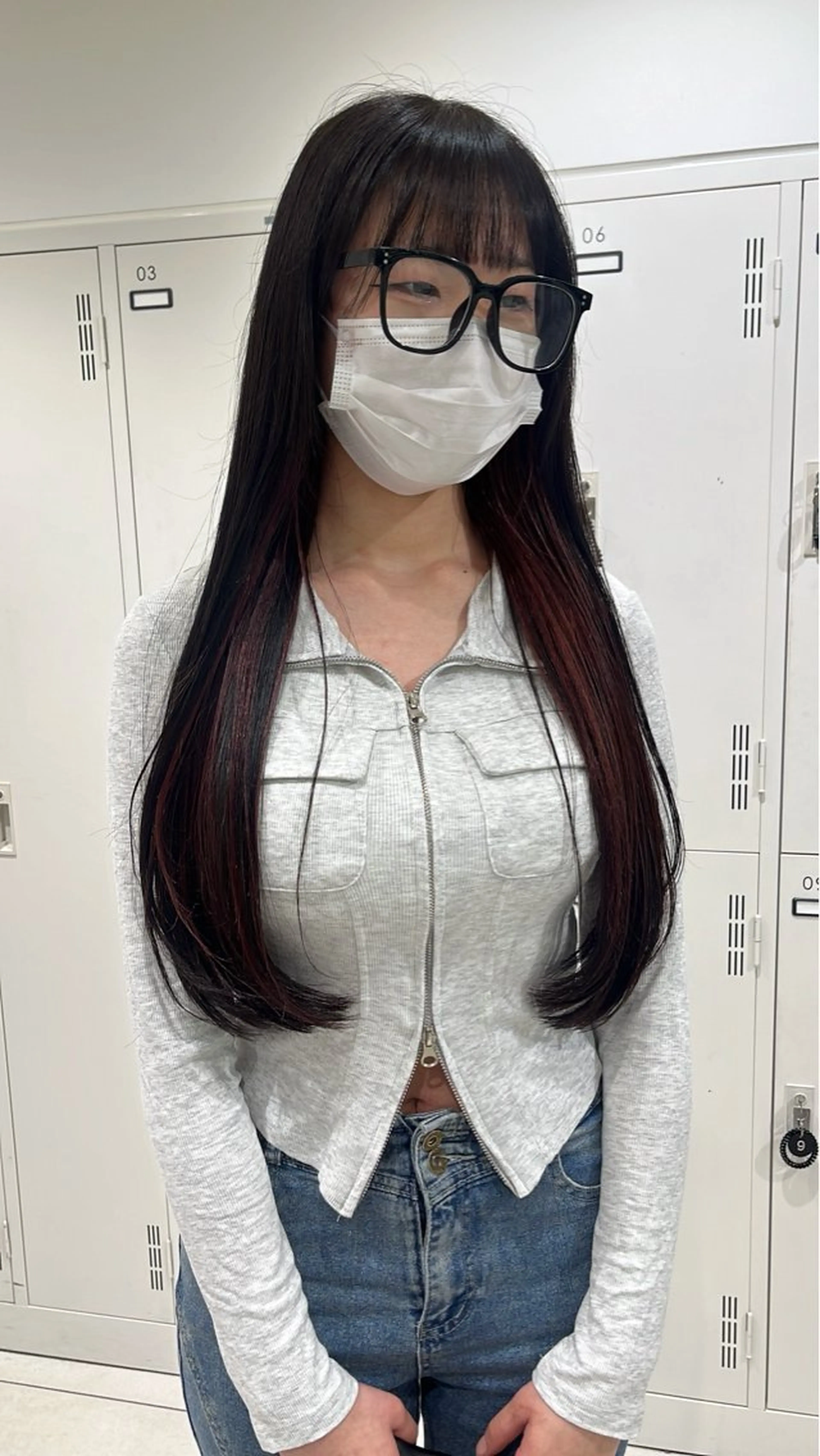 ロング カラー イヤリングカラー 学生 カット ヘアカラー トリートメント ヘッドスパ 【カラー支持率No. 1】リノ🪐のヘアスタイル