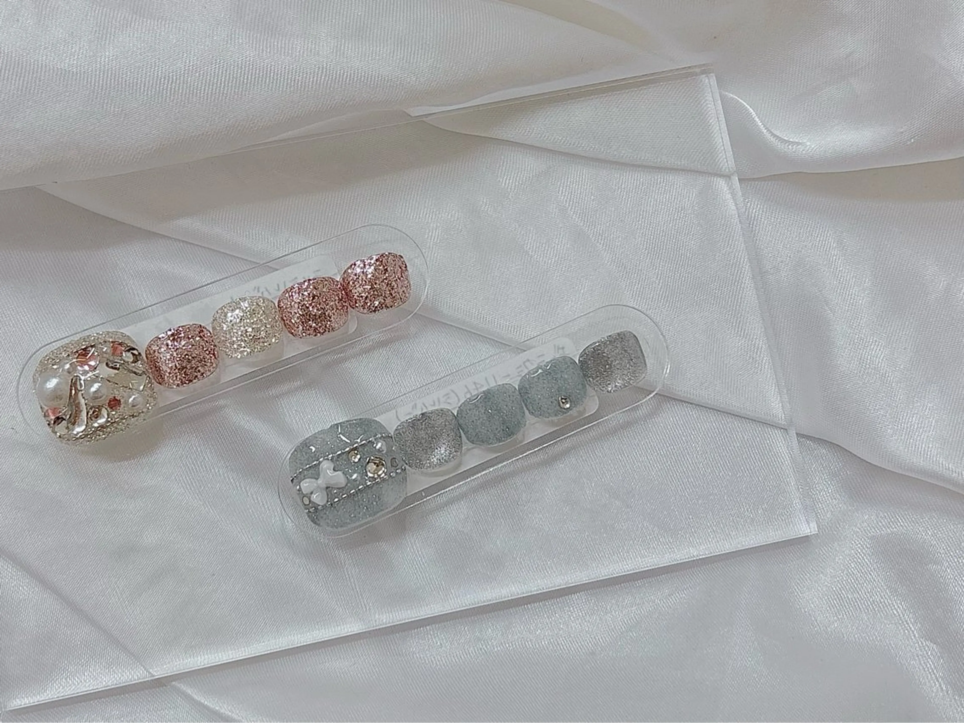 ネイル フットネイル Regene ARAKIのネイルデザイン