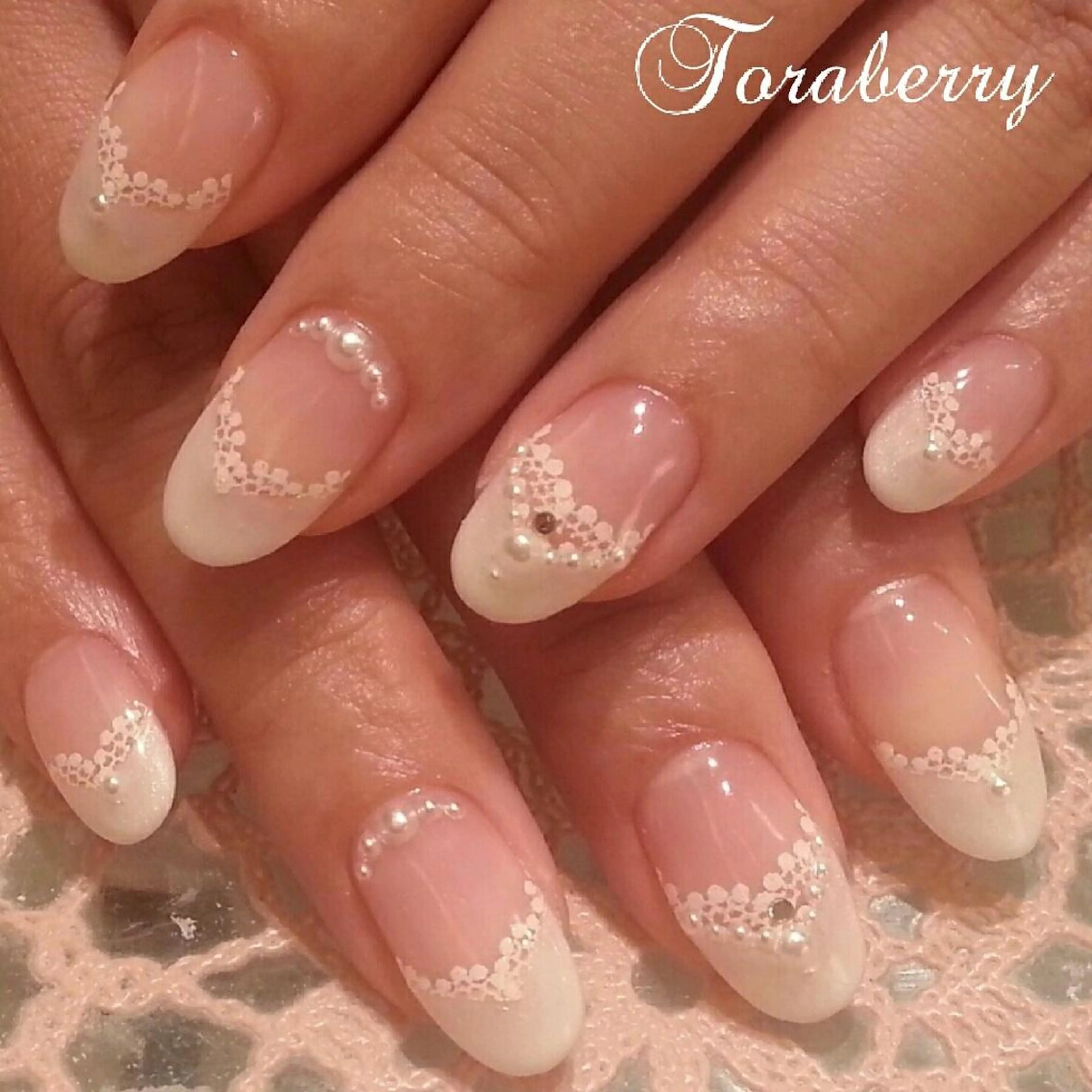 ネイル 持ち込み ブライダルネイル ネイリスト なつみのネイルデザイン