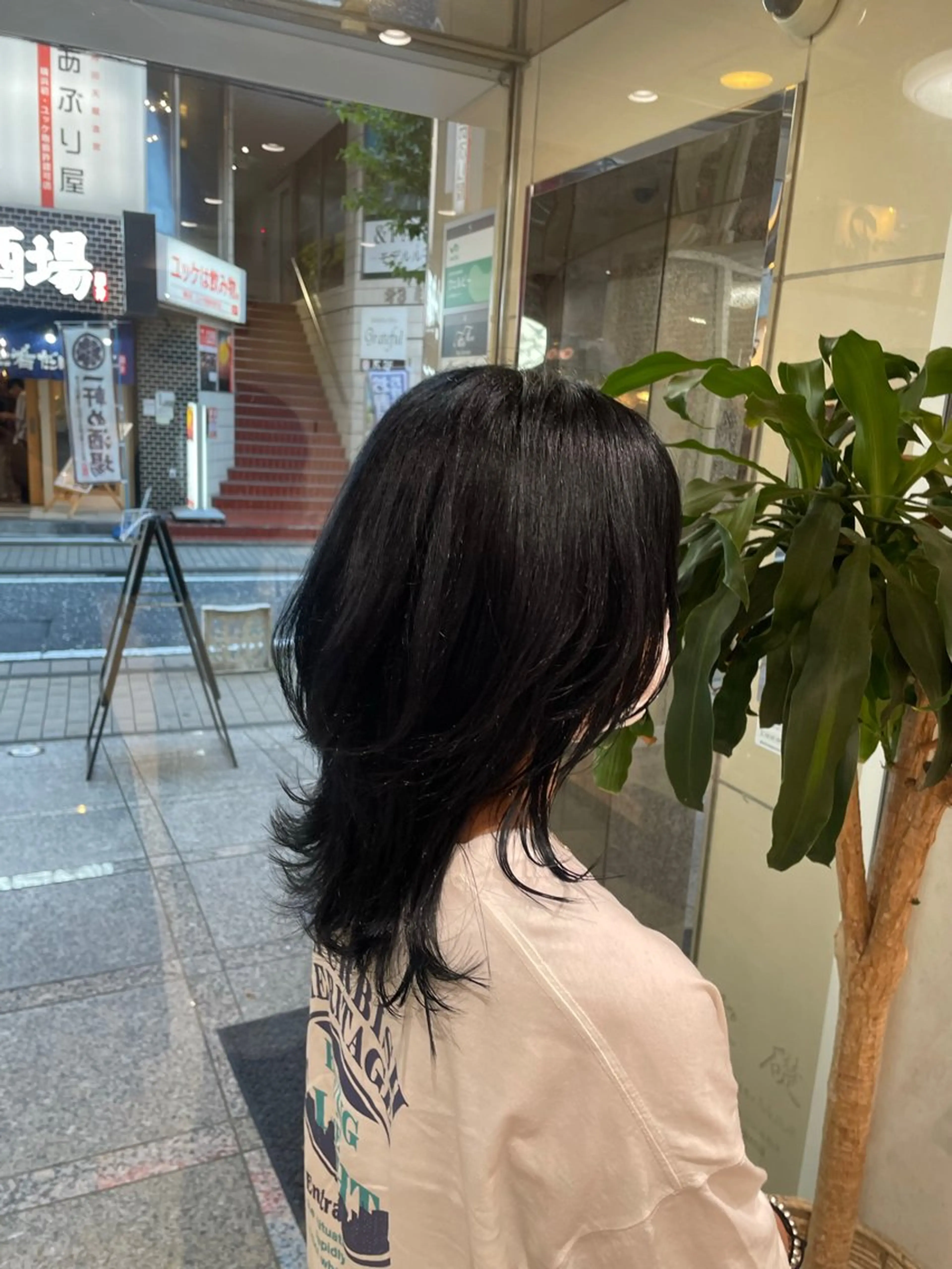 セミロング カット ⚜️ウルフカット⚜️ タナミ　ミハルのヘアスタイル