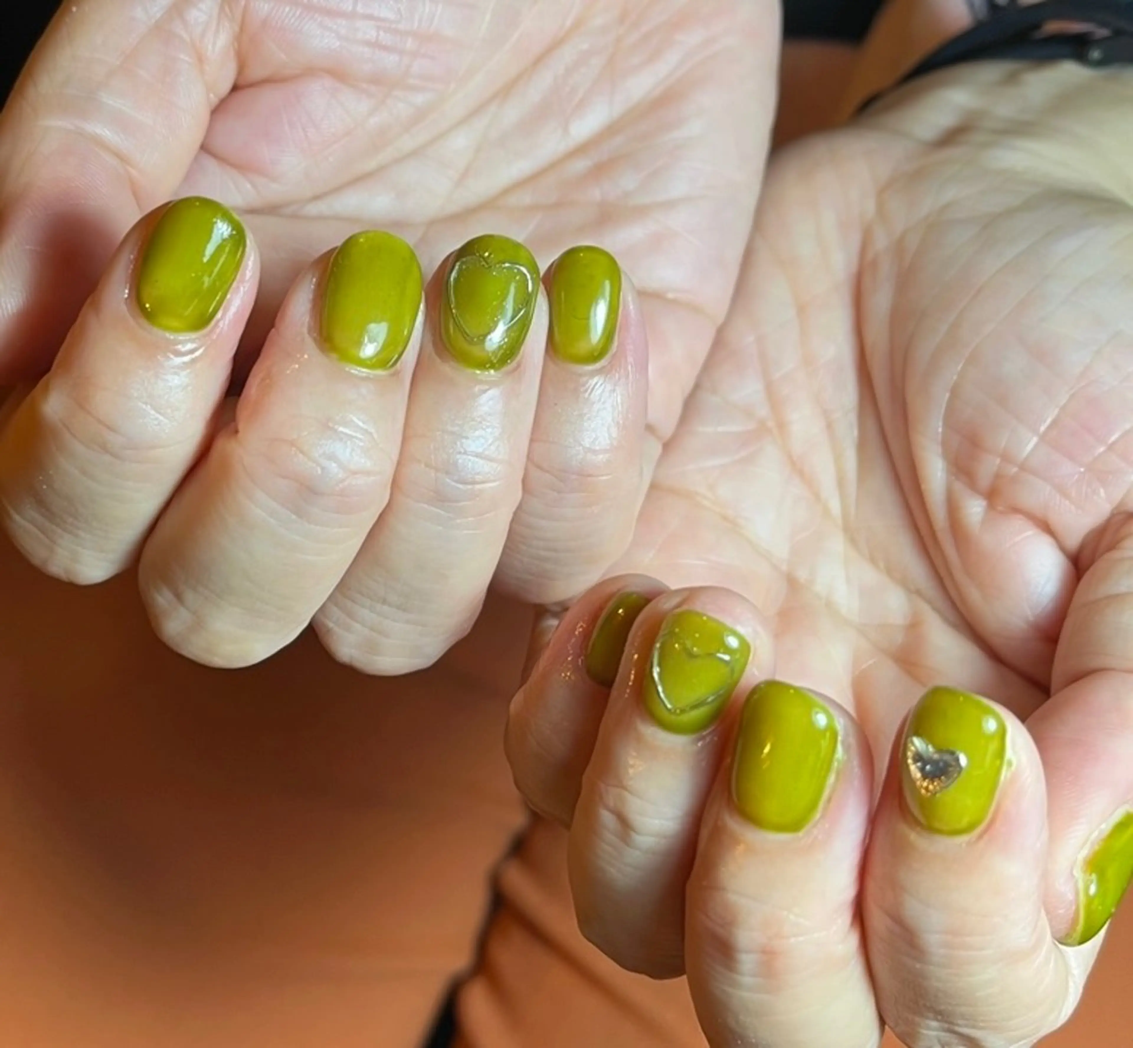 ネイル クリアネイル ハート フリーランス¨̮⃝ ネイリストOKADAのネイルデザイン