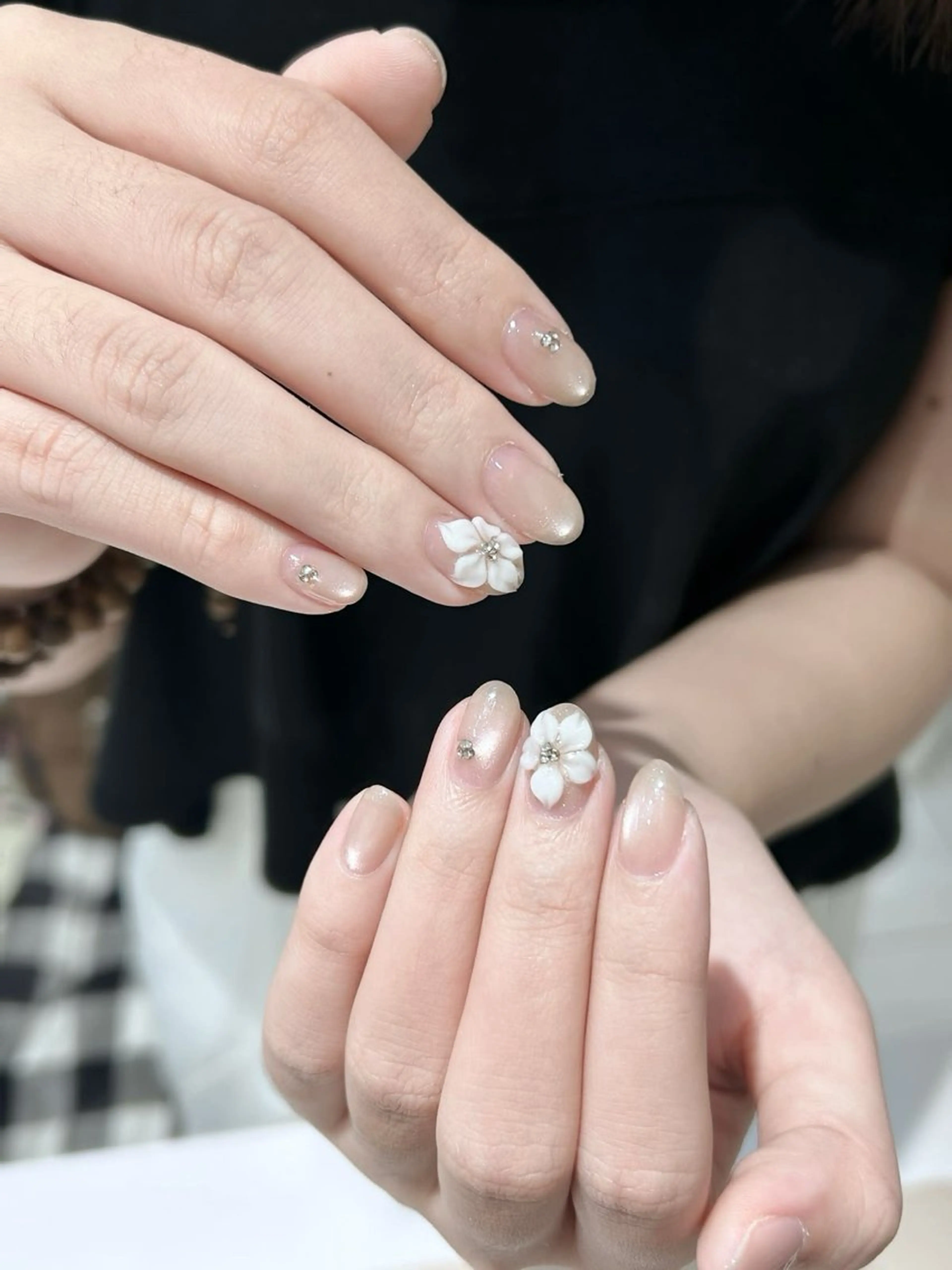 カラー グラデーションカラー ピンクカラー ハンドネイル AIN Nailのネイルデザイン