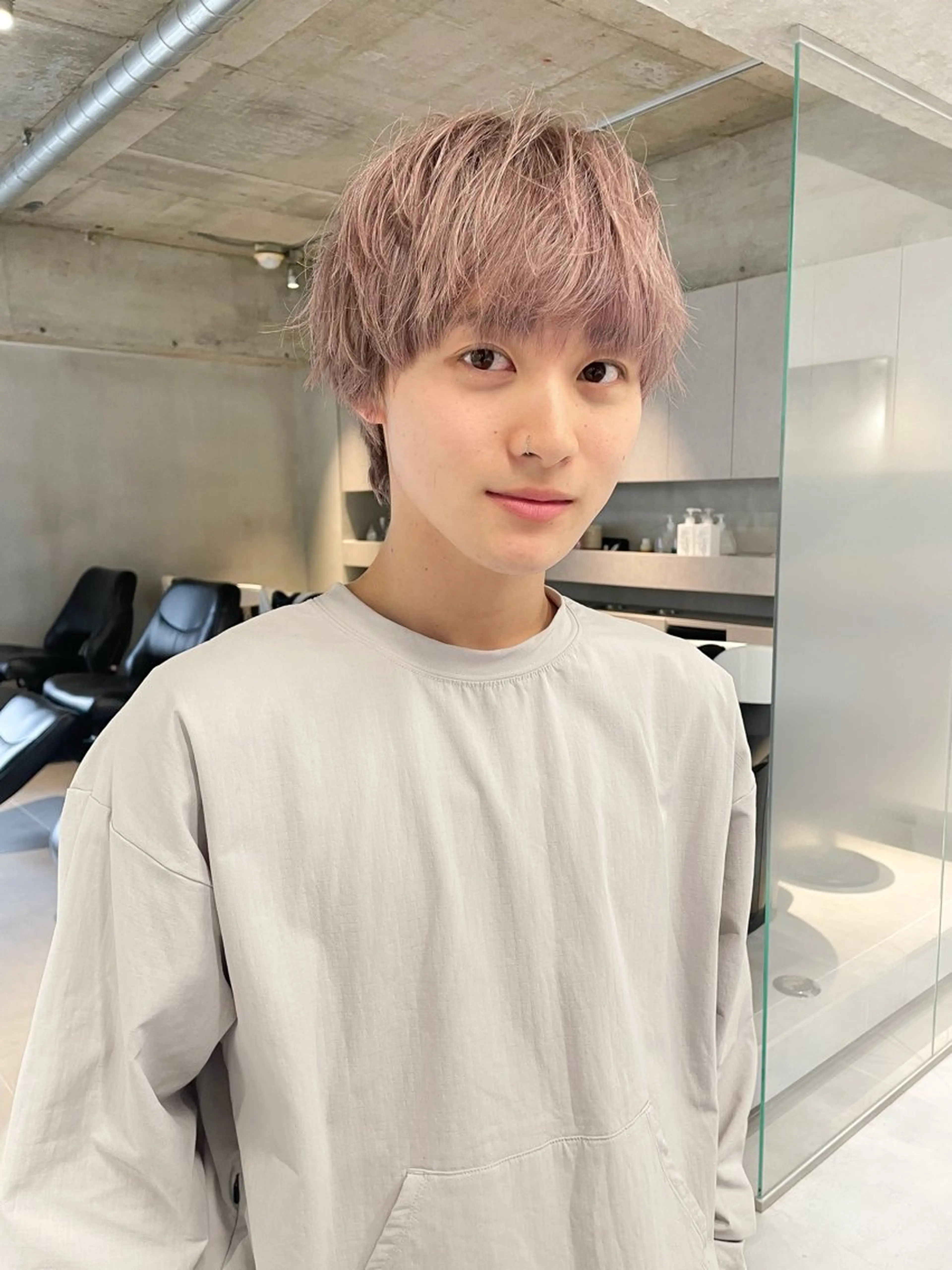 カラー メンズ ヘアカラー 🫧艶ハイトーン 特化🫧ライヤのヘアスタイル