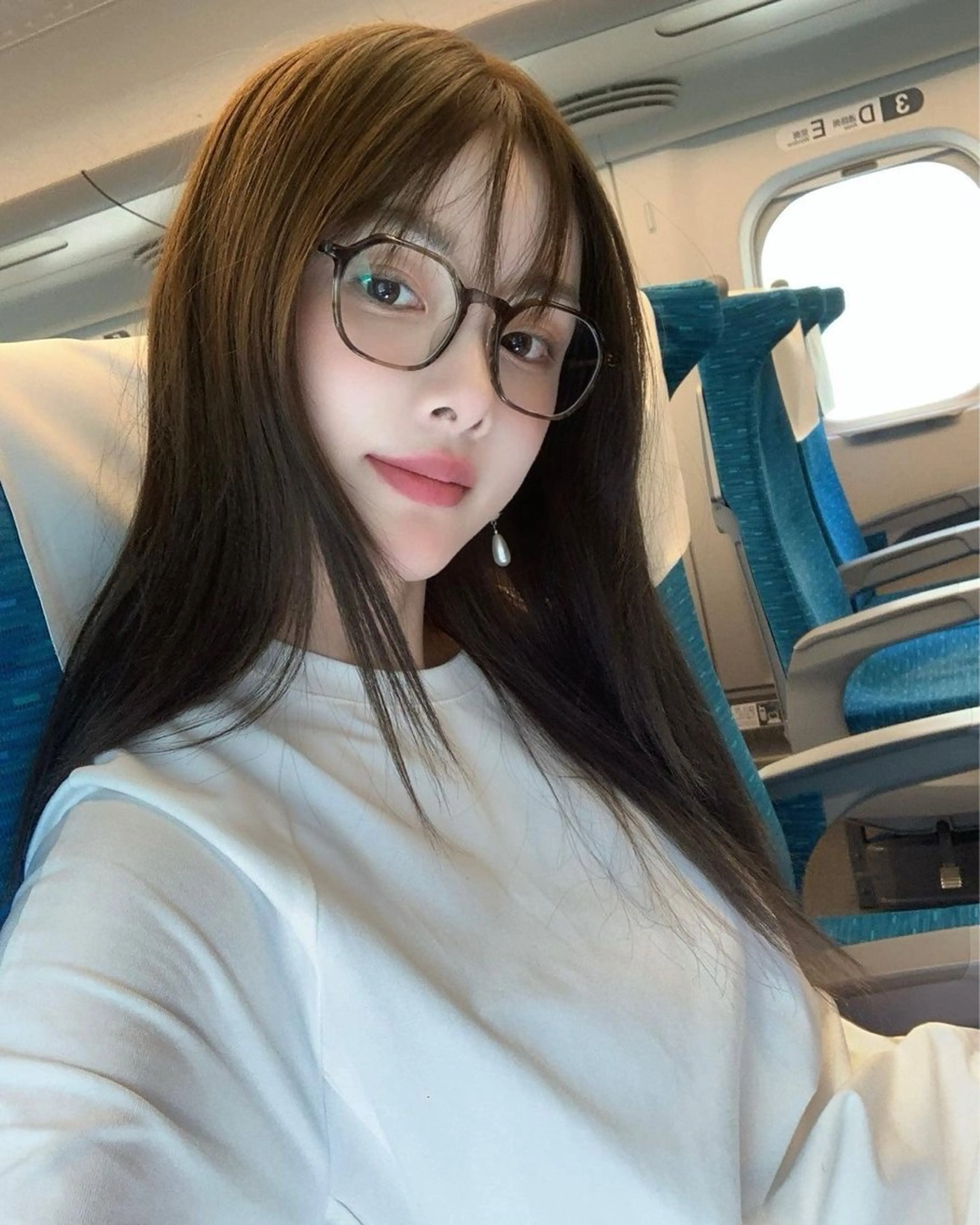 ロング カラー カット ヘアカラー トリートメント 莉乃/縮毛矯正/髪質 改善/艶カラーのヘアスタイル