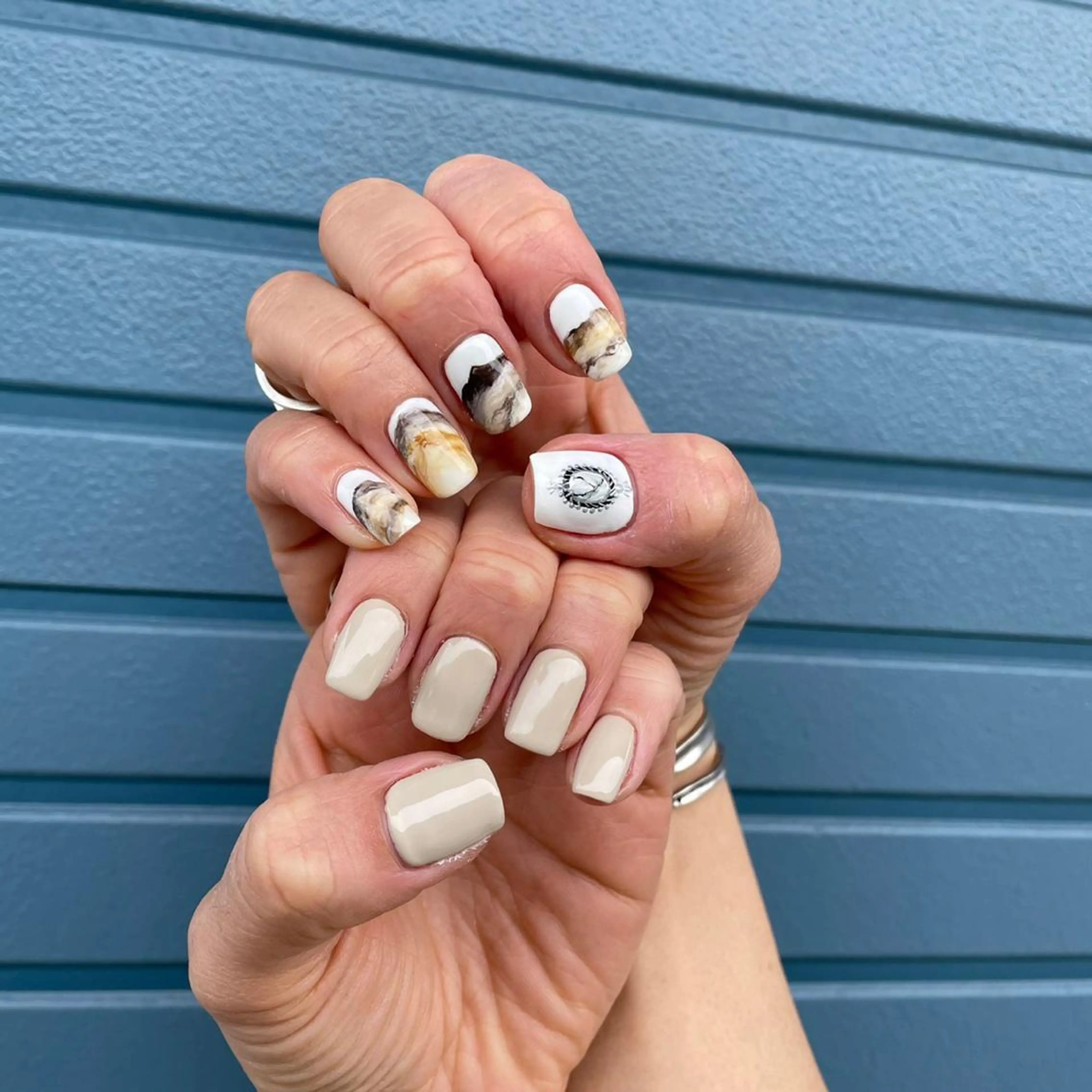 ネイル 夏ネイル 【やり放題専門店】 スカルプ&長さ出しのネイルデザイン