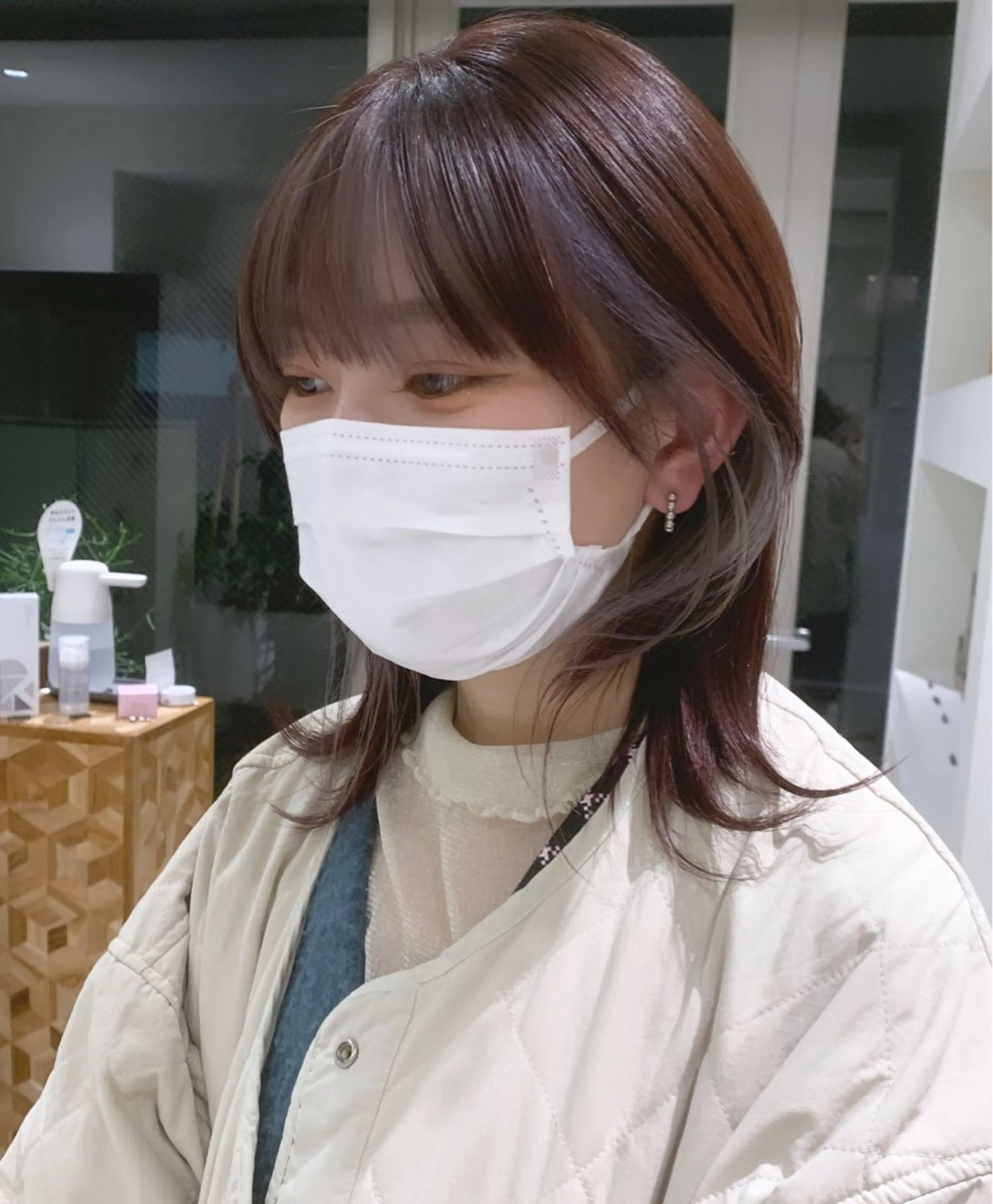 ミディアム 伊藤 りいなのヘアスタイル