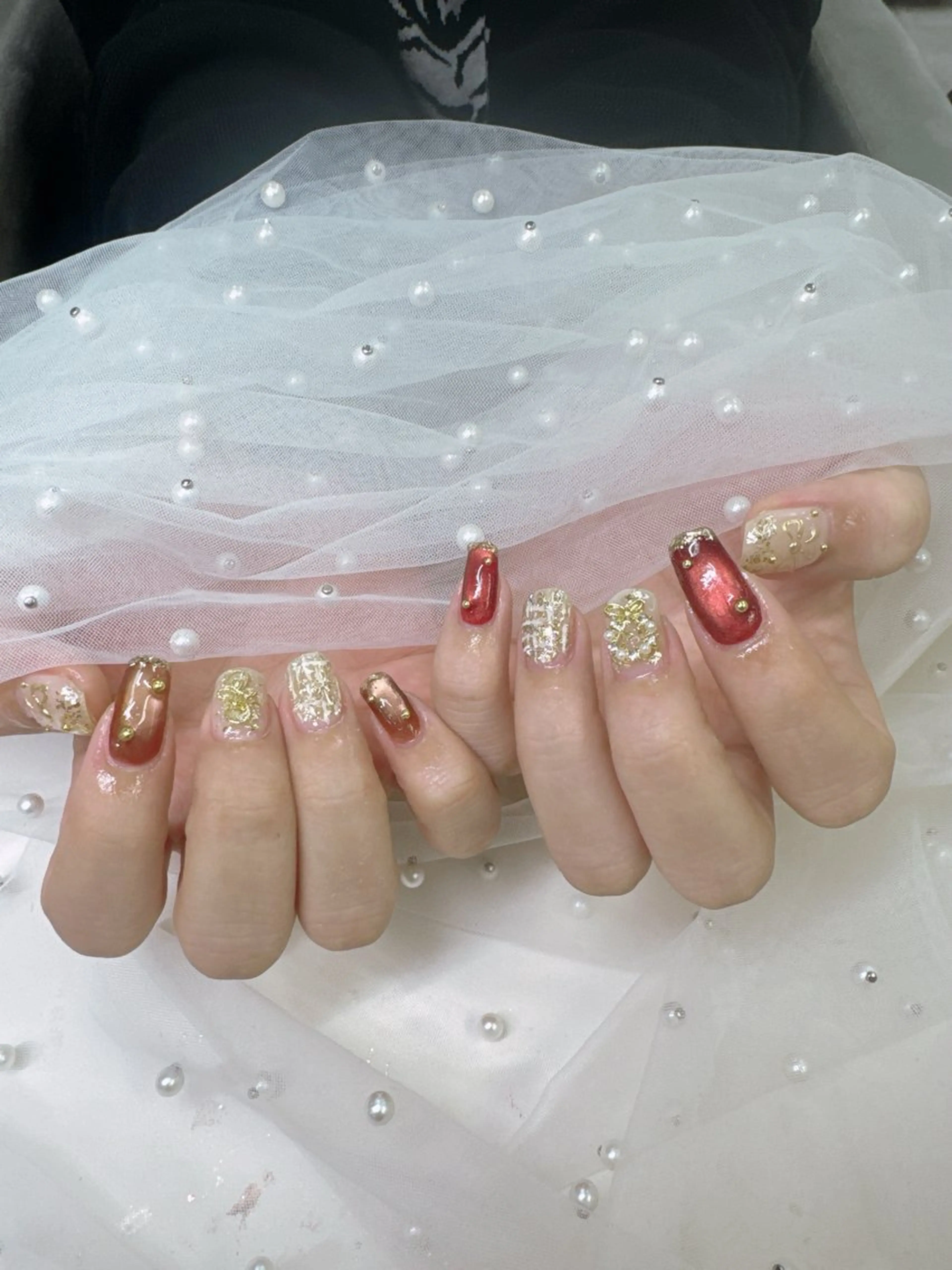 ネイル フレンチネイル ジェルネイル ガラスフレンチ キラキラネイル パラジェル ハンドネイル Queeens nailのネイルデザイン