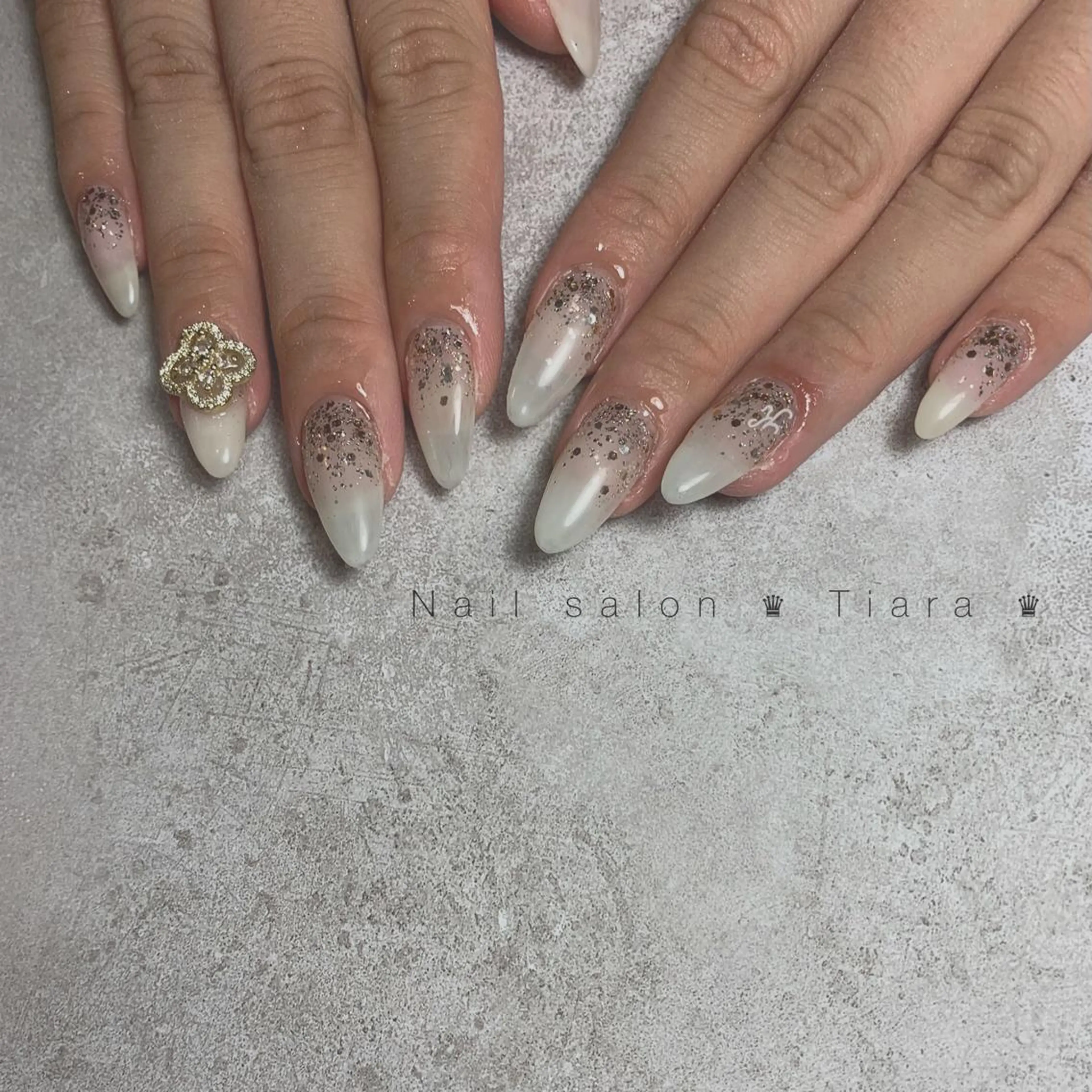 ネイル ハンドネイル Tiara♛ティアラ 山口くるみのネイルデザイン